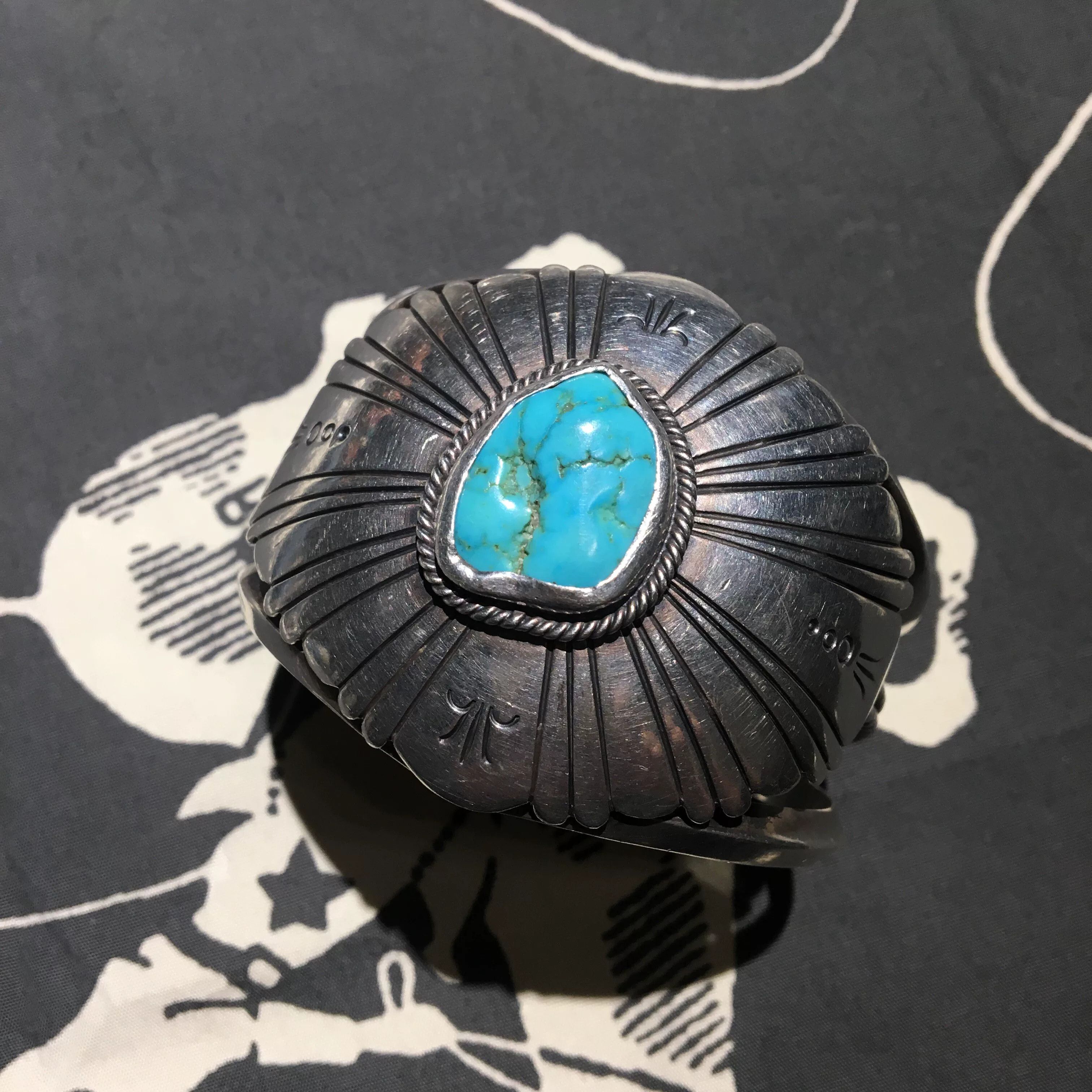 Other Navajo Wide Silver Bracelet 60-70s Size ONE SIZE - 2 Thumbnail
