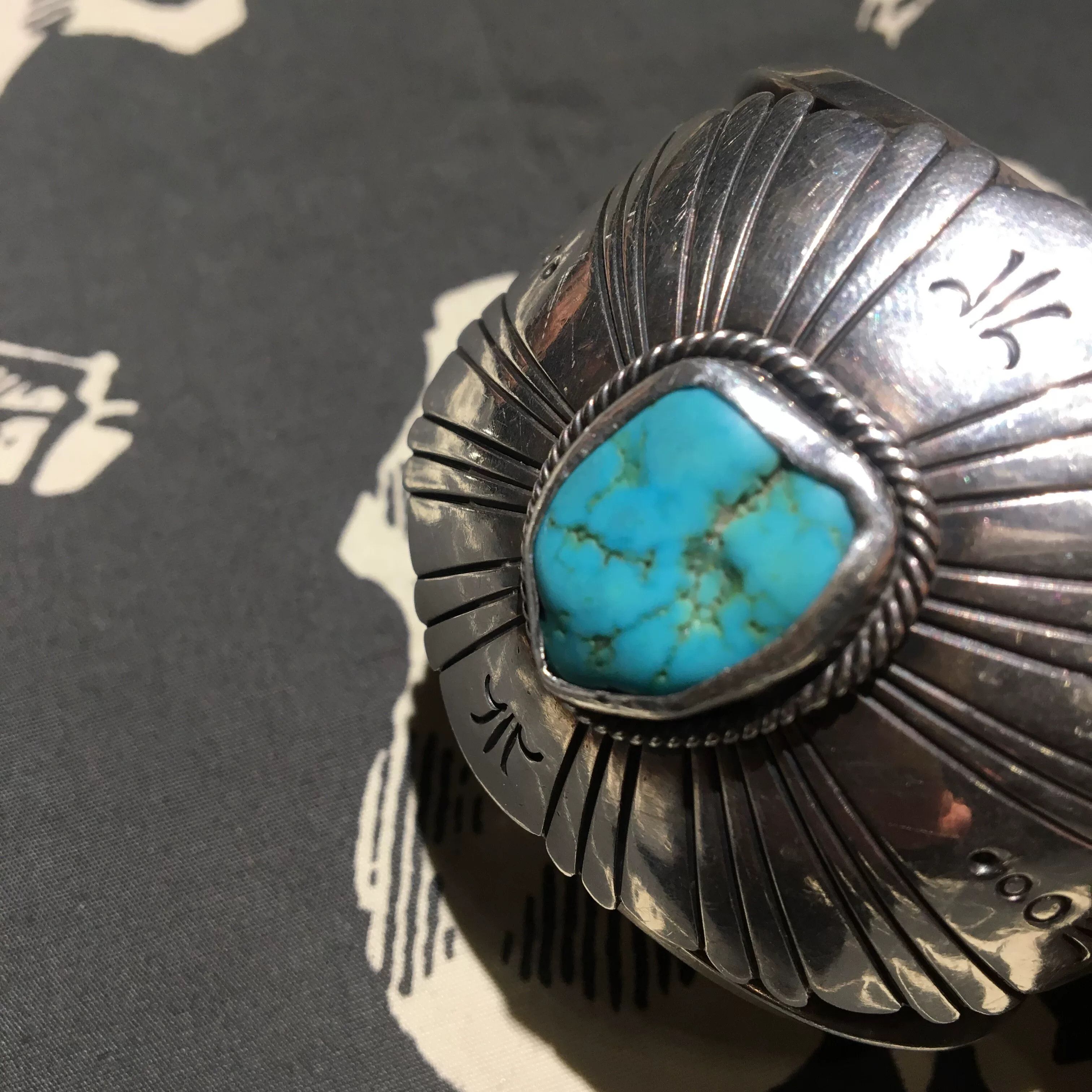 Other Navajo Wide Silver Bracelet 60-70s Size ONE SIZE - 3 Thumbnail