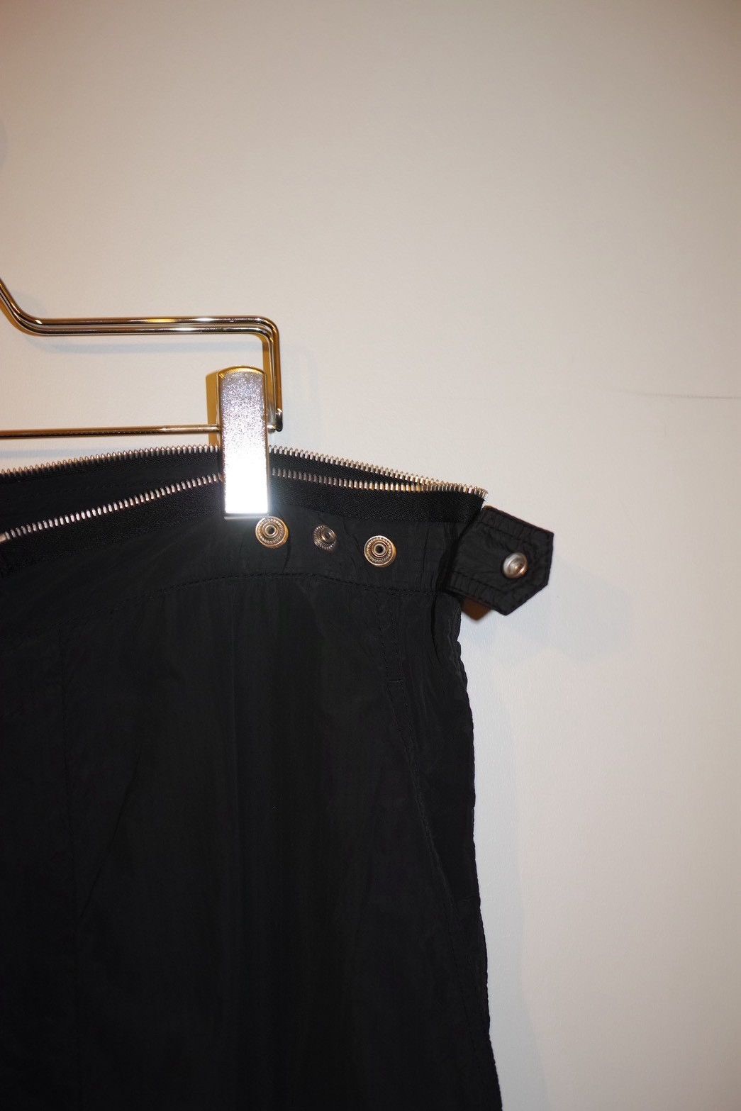 Maison Margiela Maison Margiela 19SS PARACHUTE PANTS Nylon Carbon Size 36 Size US 36 / EU 52 - 5 Thumbnail