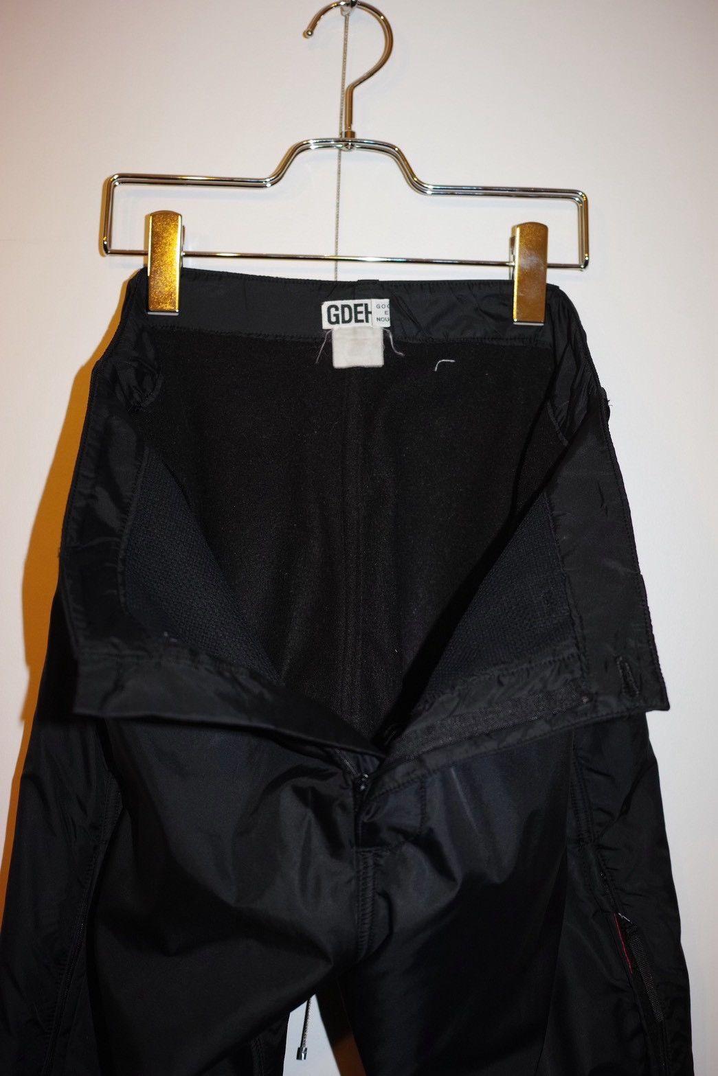 GOODENOUGH GOODENOUGH VENTILATION PANTS Fleece-lined Drawcords Size 32 Size US 32 / EU 48 - 4 Thumbnail