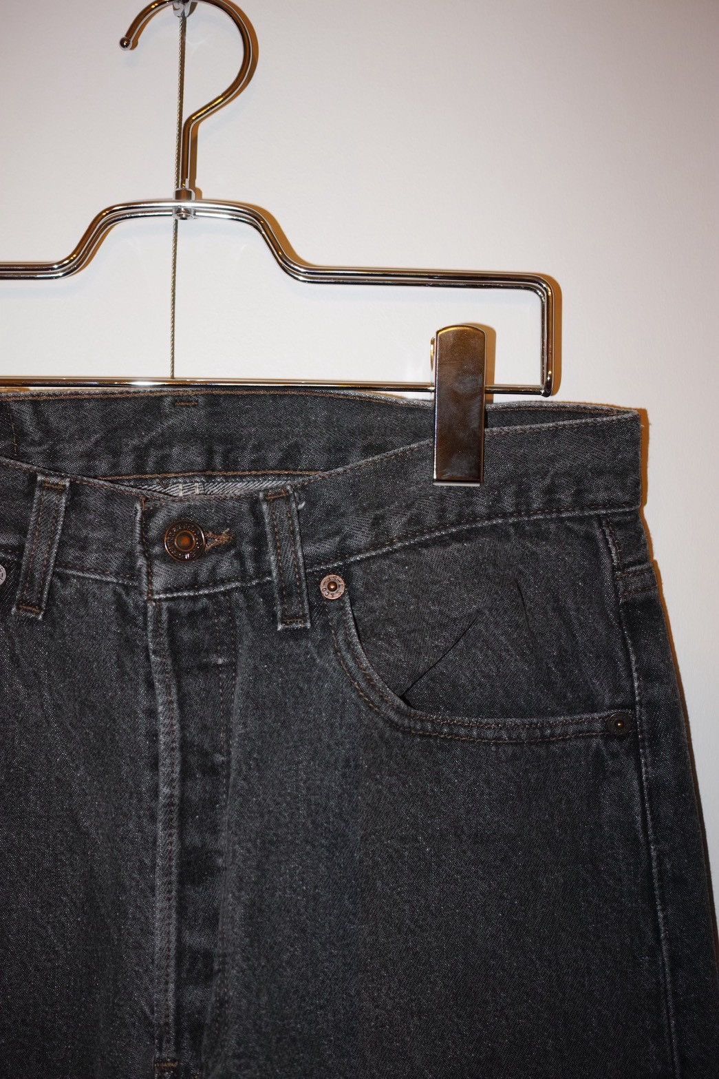 Levi's Levi's 90s 501 BLACK Pre-Dyed Made in USA Jeans Size 31 Size US 31 - 3 Thumbnail