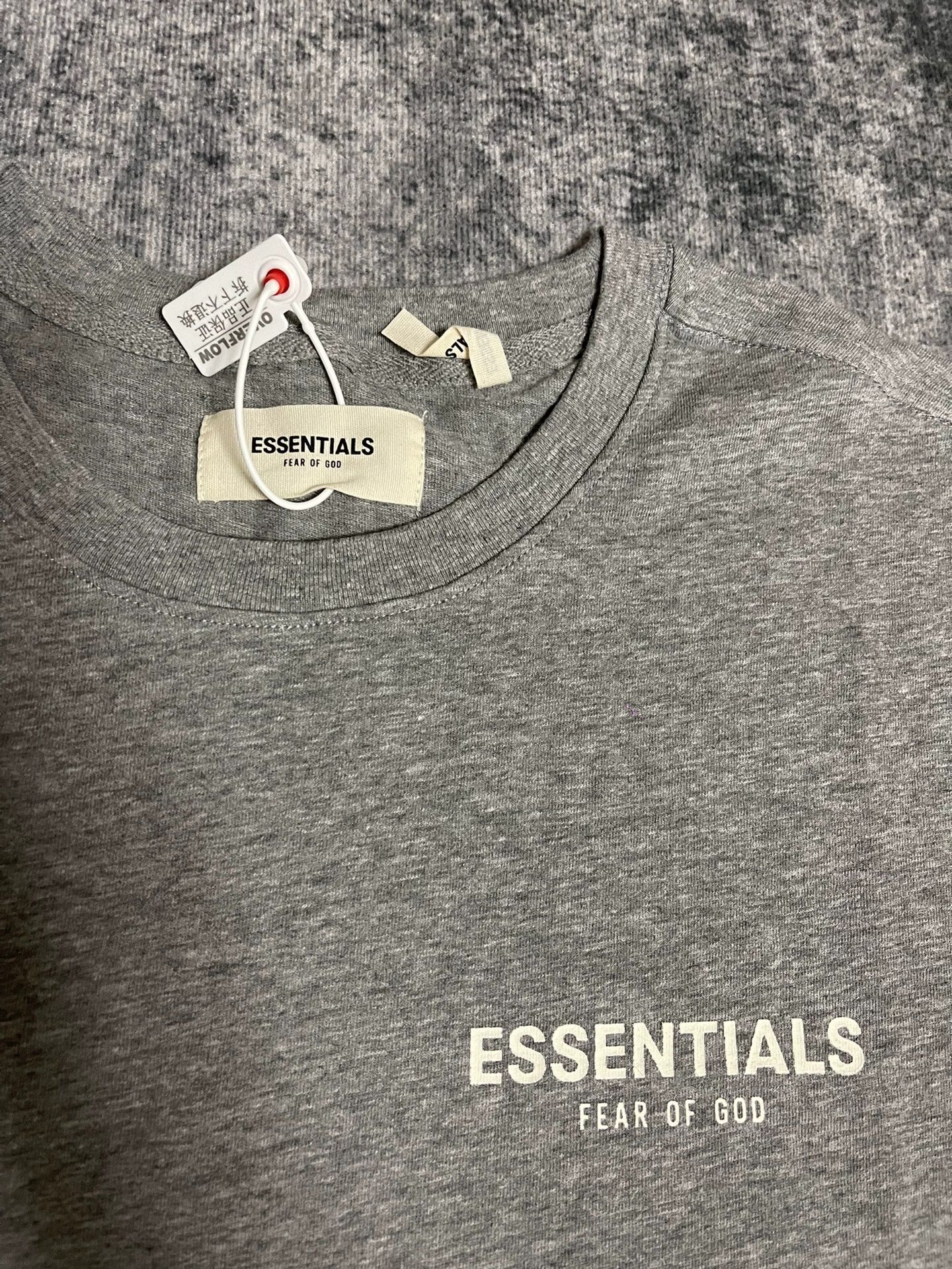 Fear of God Fog Essentials Initial Gray Short-Sleeve Tee Size US M / EU 48-50 / 2 - 3 Thumbnail