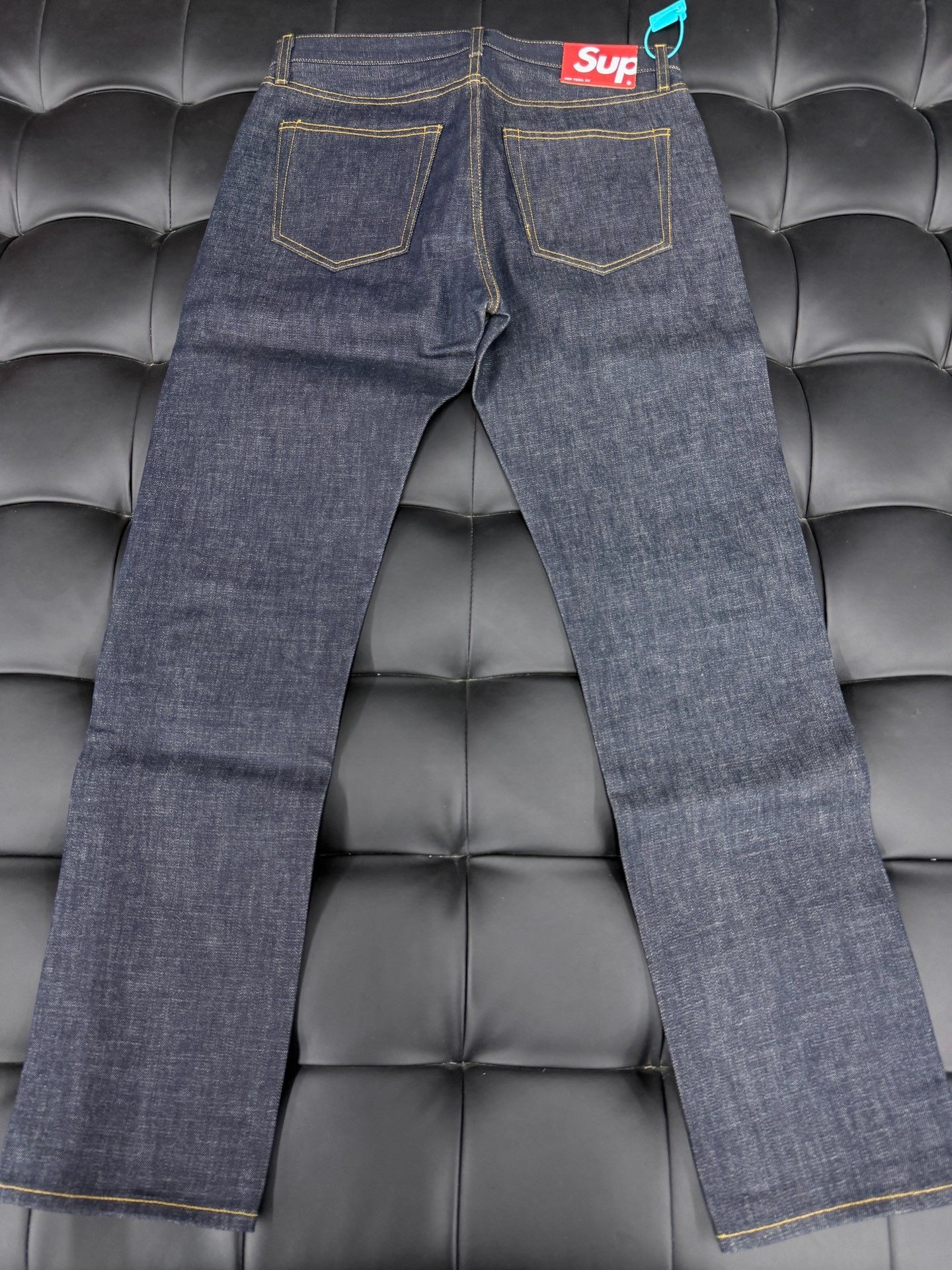 Supreme Supreme Straight-Leg Raw Denim Jeans Size US 32 / EU 48 - 5 Thumbnail