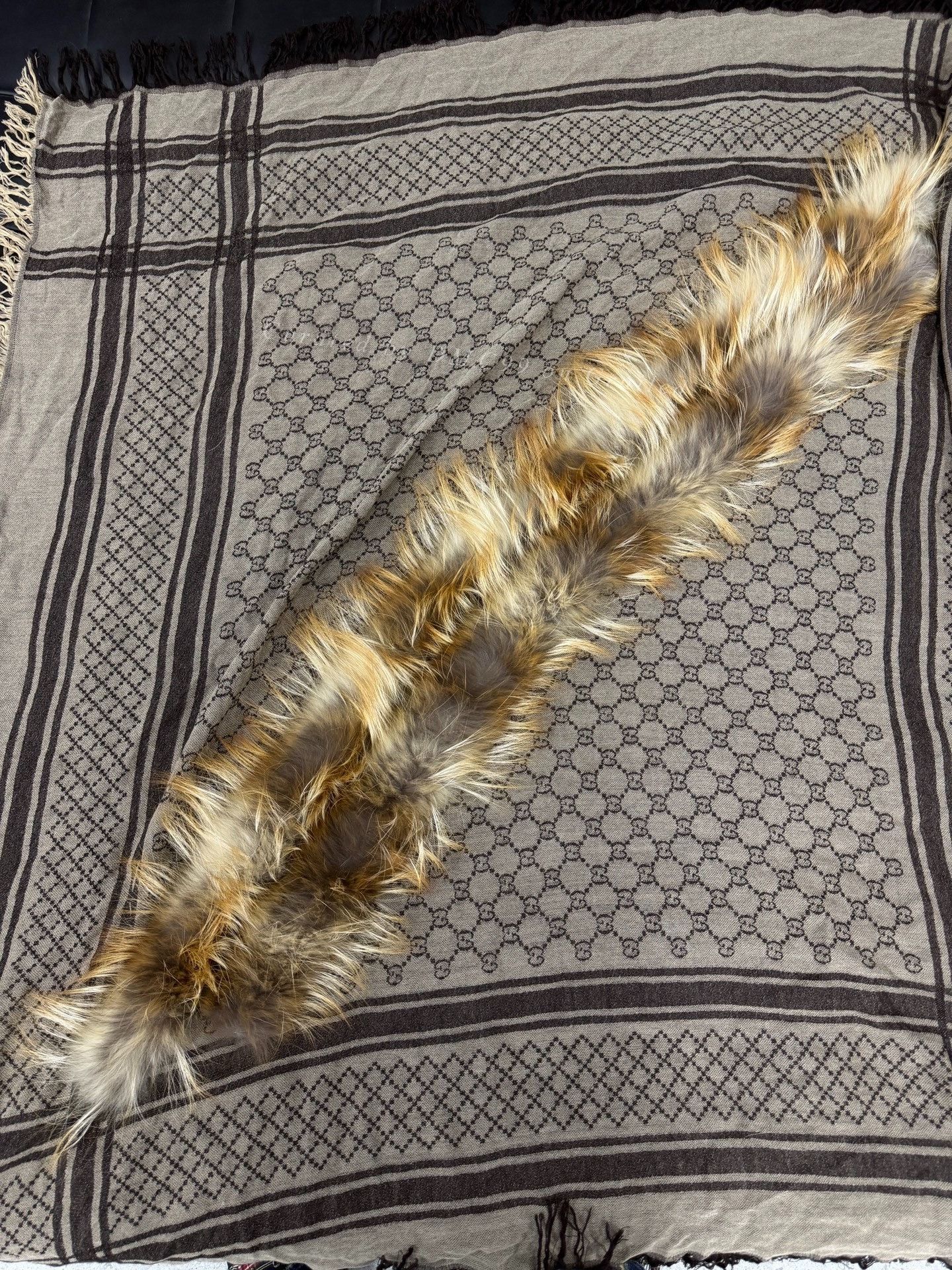 Gucci Gucci GG Monogram Fur Scarf Size ONE SIZE - 2 Thumbnail
