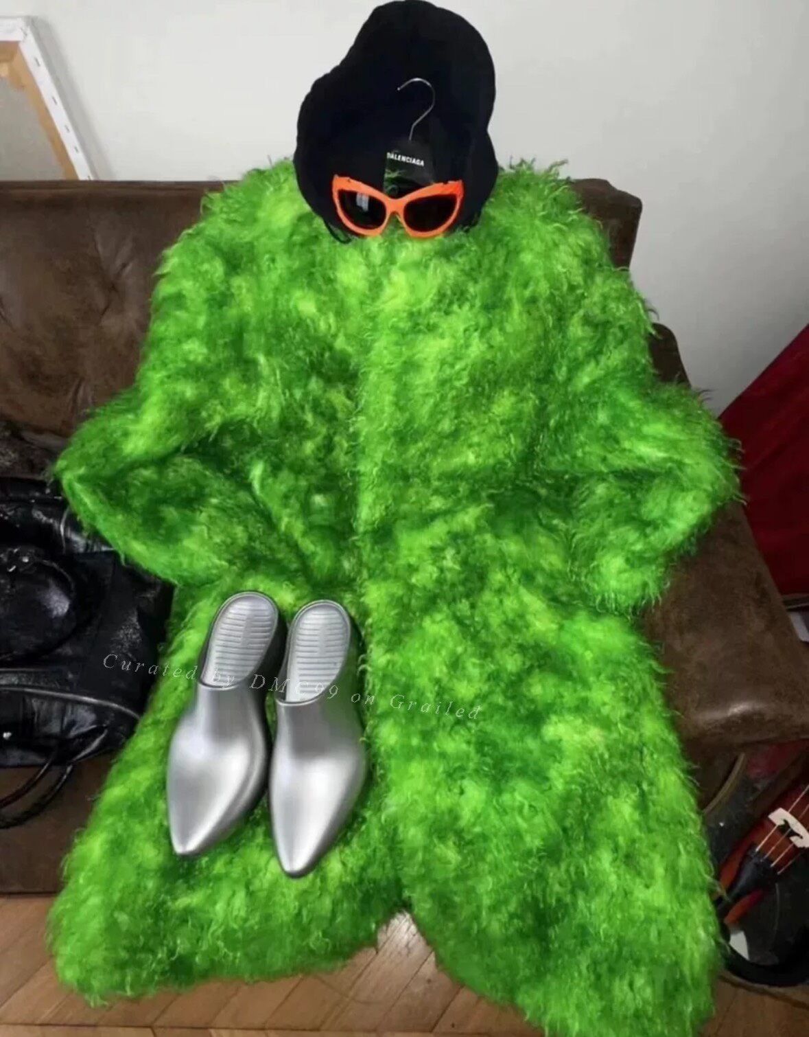 Balenciaga Balenciaga 90s Runway Green Fur Coat Size L / US 10 / IT 46 - 8 Thumbnail