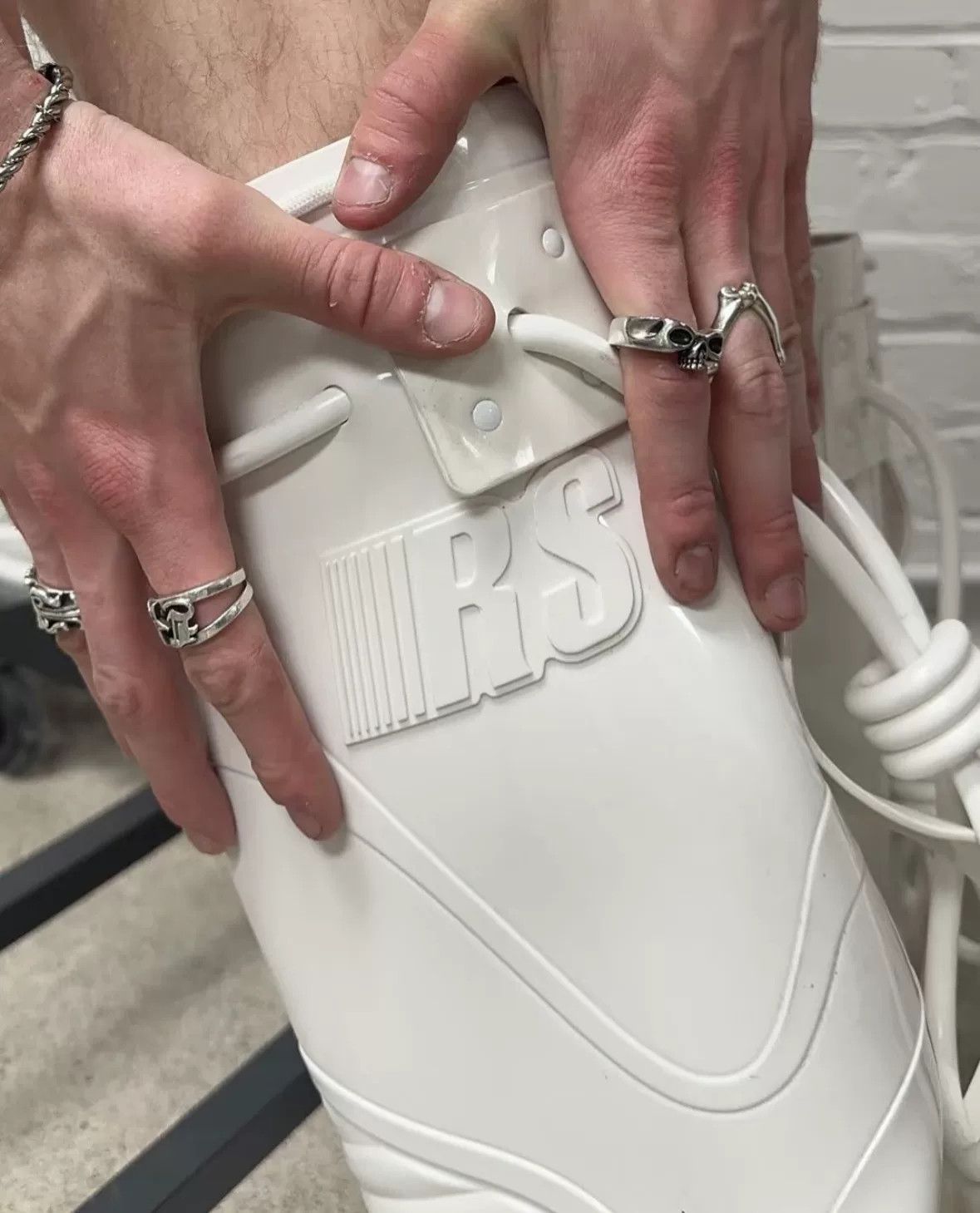 Raf Simons Raf Simons Blade Runner White Runway Rain Boots Size US 10 / EU 43 - 5 Thumbnail