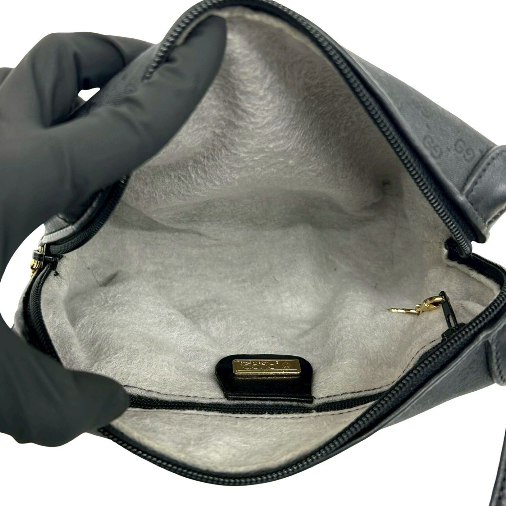 Gucci GUCCI Vintage Micro GG Logo Leather Mini Shoulder Bag/Pouch, Black, 25775 Size ONE SIZE - 9 Thumbnail