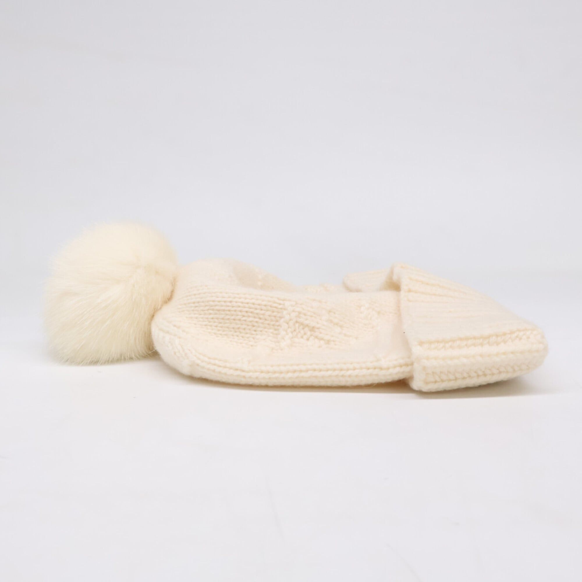 Louis Vuitton LOUIS VUITTON 401910 Logo Mink Fur Cashmere Knit Hat, Ivory, Women's Size ONE SIZE - 4 Thumbnail