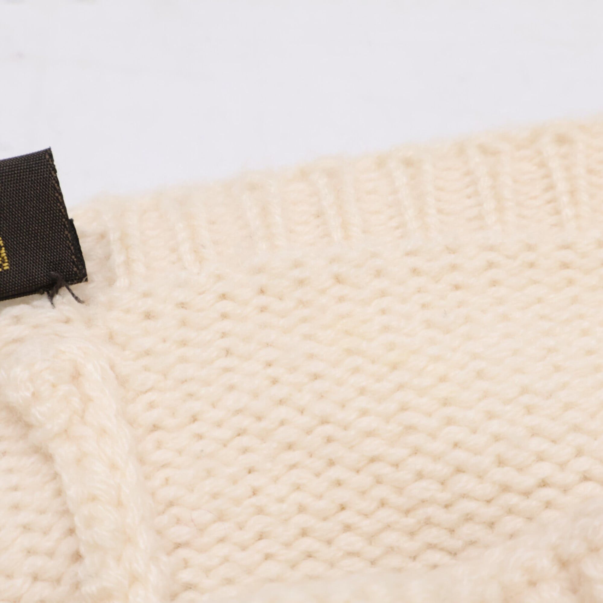 Louis Vuitton LOUIS VUITTON 401910 Logo Mink Fur Cashmere Knit Hat, Ivory, Women's Size ONE SIZE - 9 Thumbnail