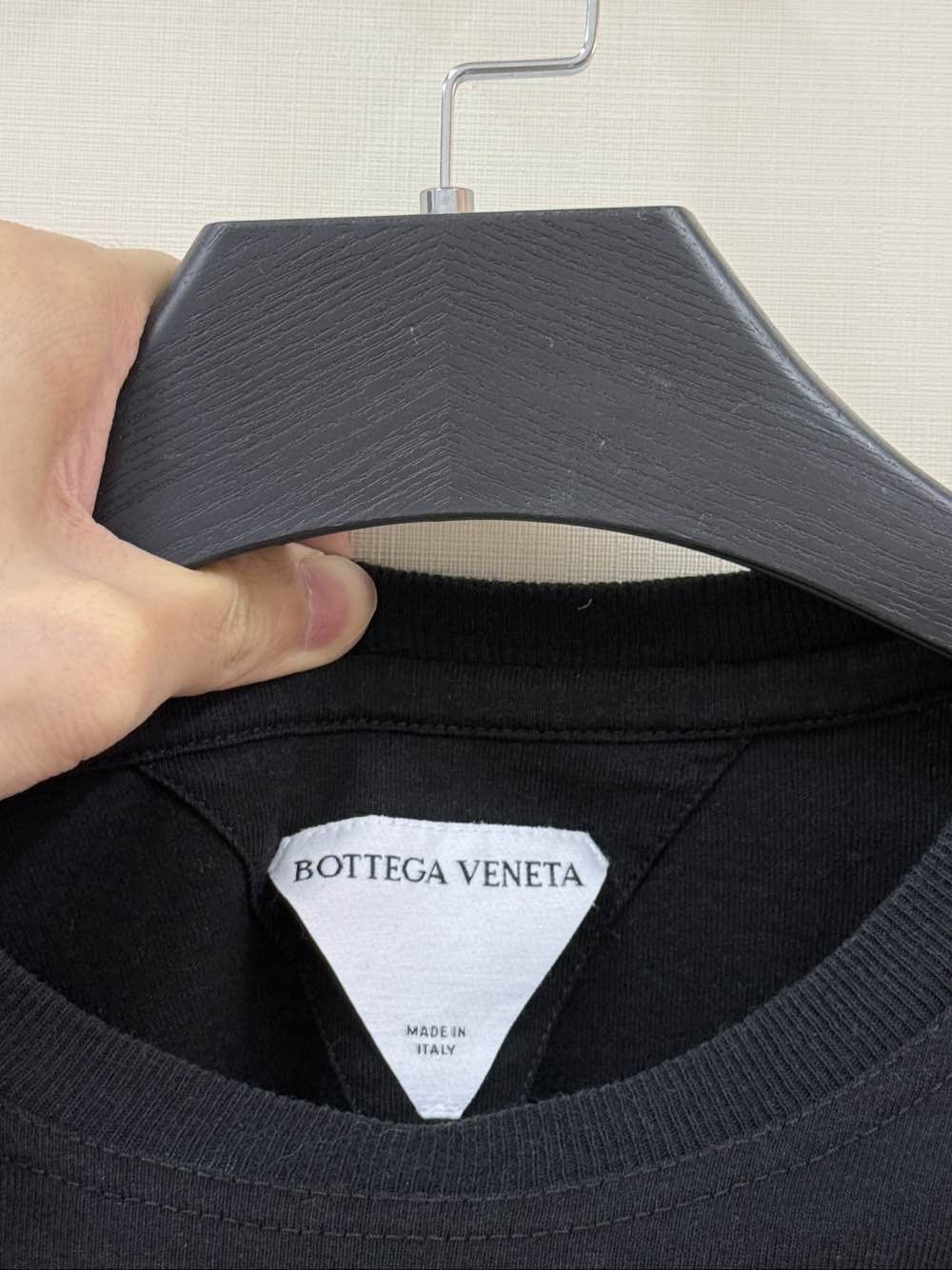 Bottega Veneta Bottega Veneta Solid Long Sleeve T-Shirt Size M Size US M / EU 48-50 / 2 - 3 Thumbnail