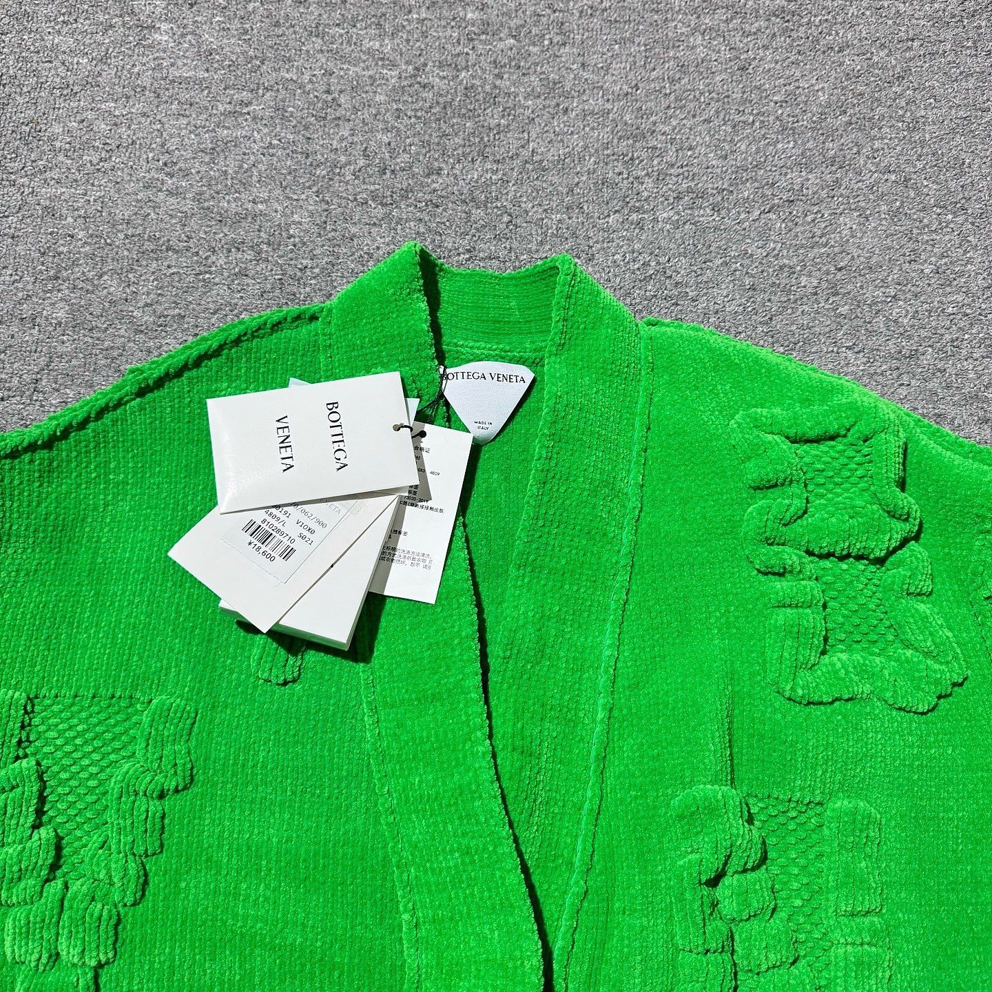 Bottega Veneta Bottega Veneta Green Textured Cardigan Size L Size US L / EU 52-54 / 3 - 6 Thumbnail
