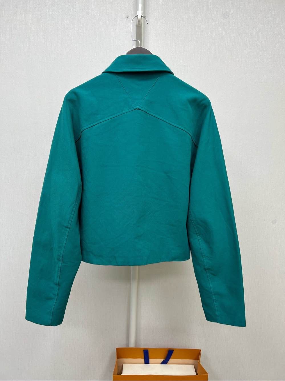 Bottega Veneta Bottega Veneta Triangle Logo Zip Jacket Size M Size US M / EU 48-50 / 2 - 2 Thumbnail