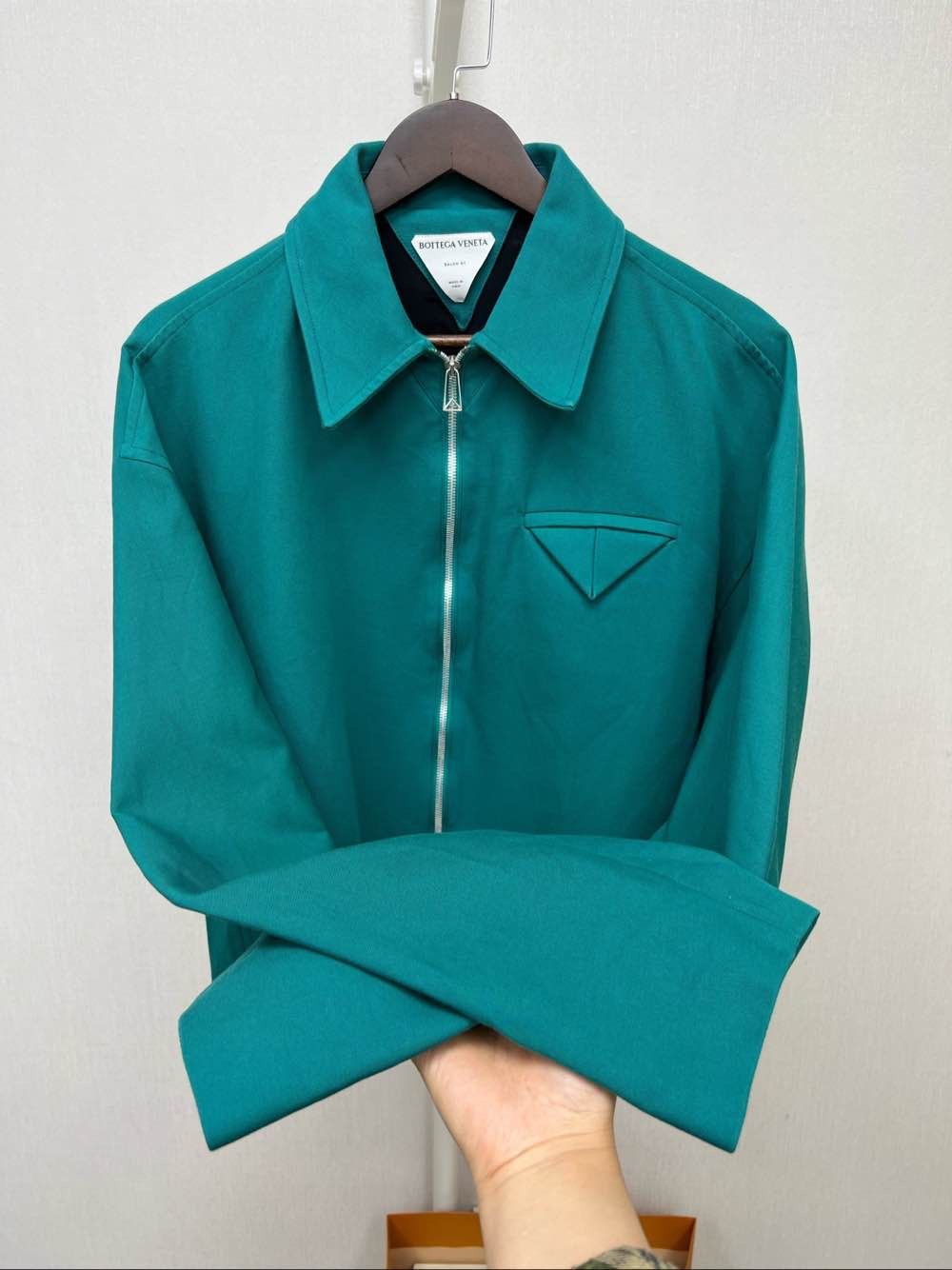 Bottega Veneta Bottega Veneta Triangle Logo Zip Jacket Size M Size US M / EU 48-50 / 2 - 5 Thumbnail