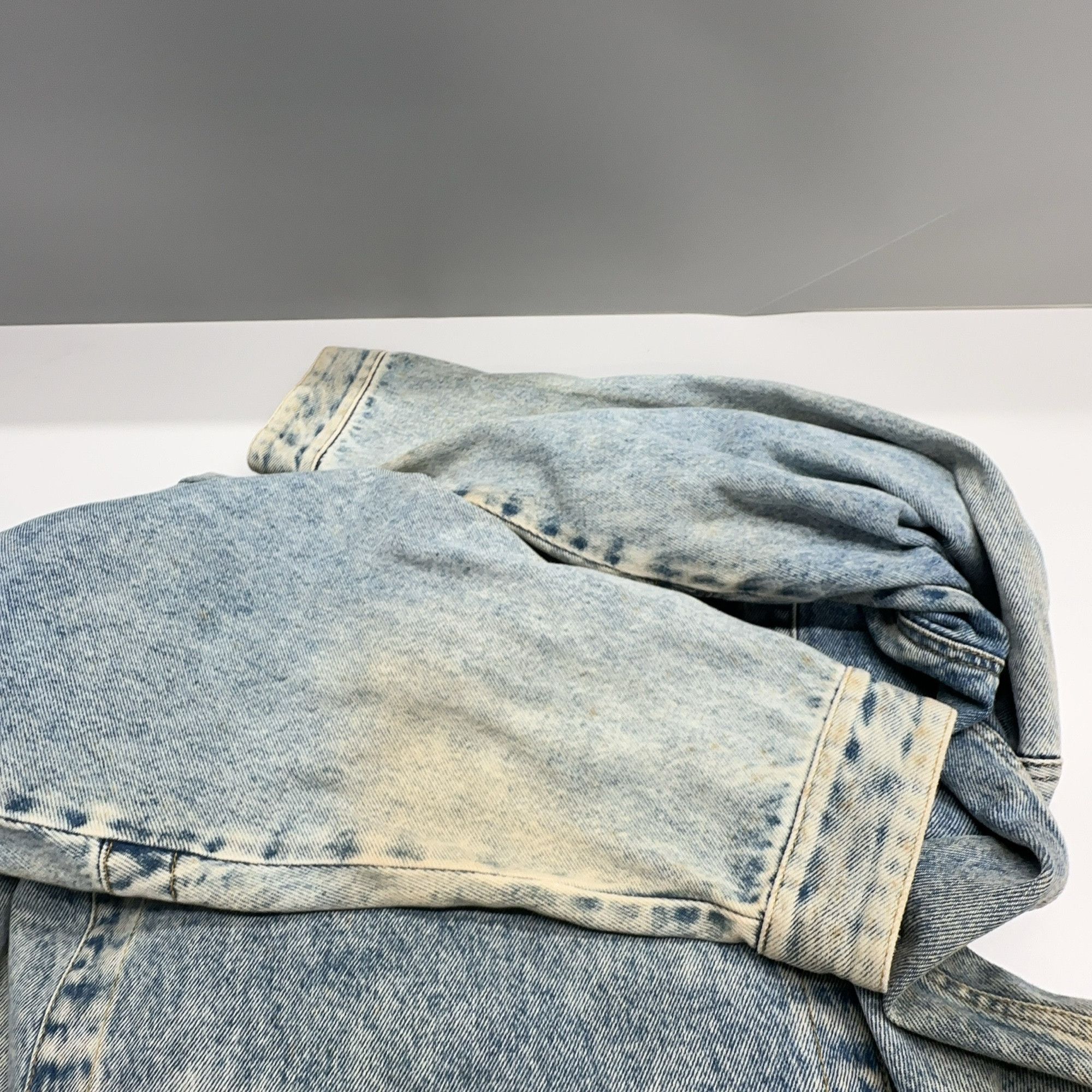 Maison Margiela Maison Margiela Light Wash Denim Jacket XS Size XS / US 0-2 / IT 36-38 - 13 Thumbnail