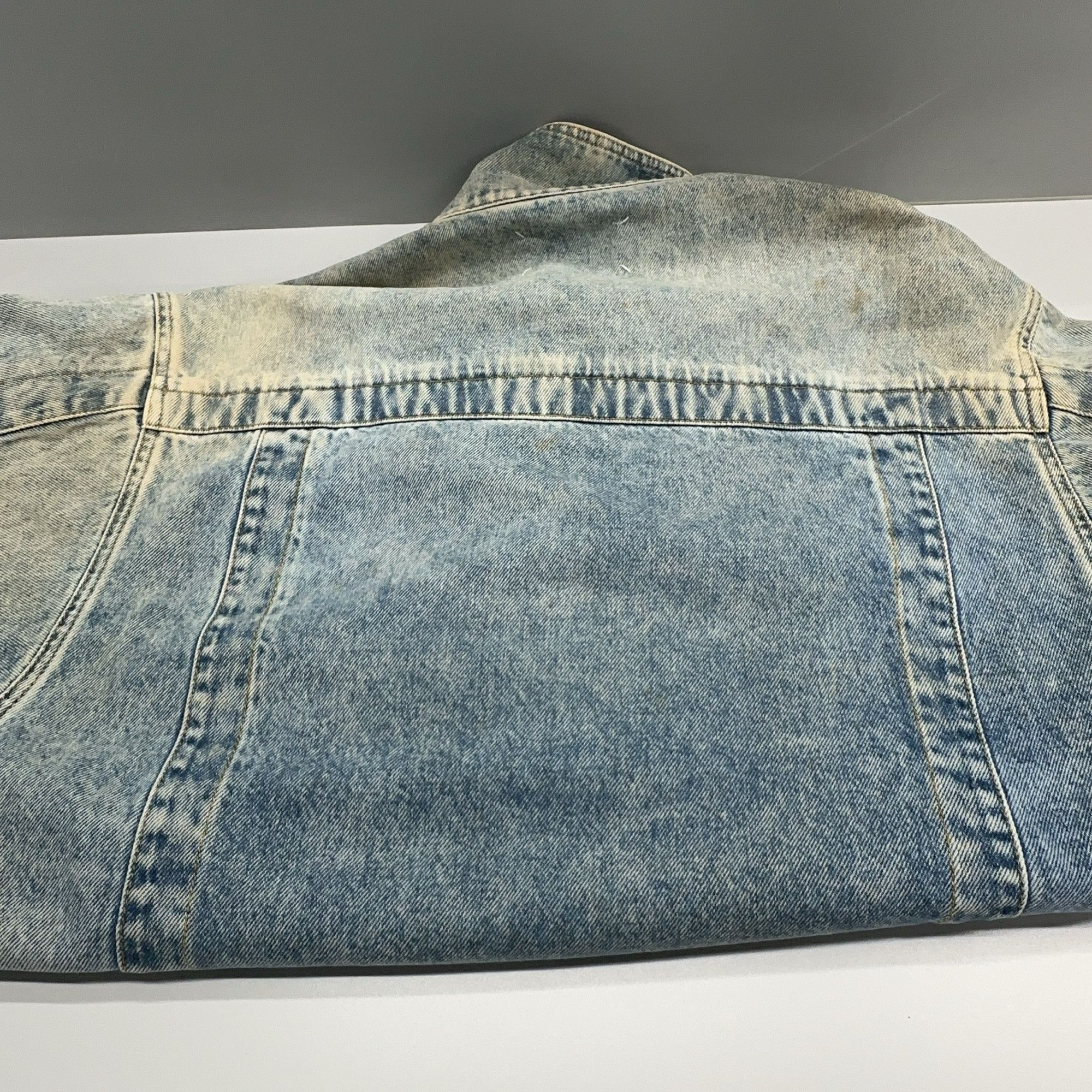 Maison Margiela Maison Margiela Light Wash Denim Jacket XS Size XS / US 0-2 / IT 36-38 - 11 Thumbnail