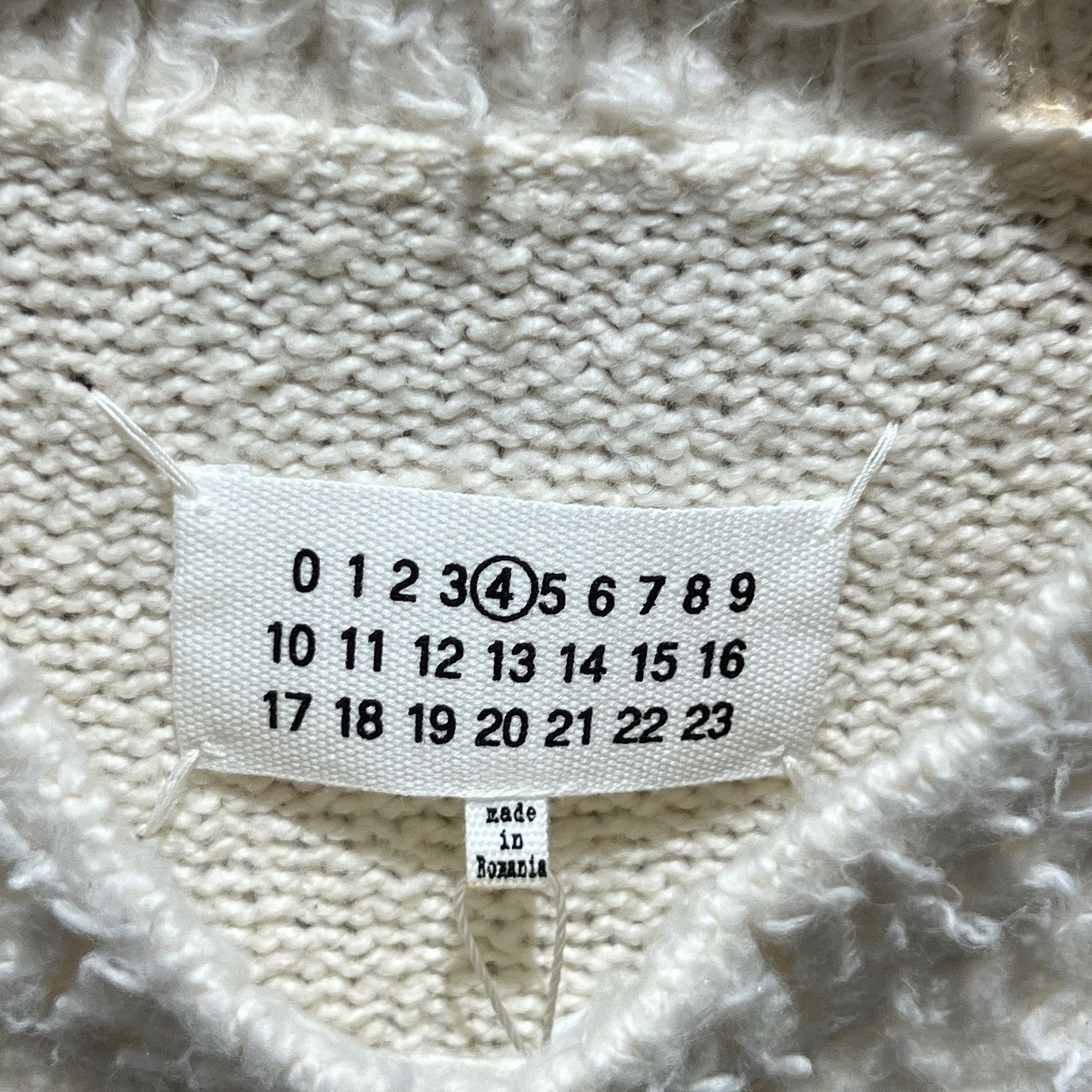 Maison Margiela Maison Margiela Textured Crewneck Sweater Size XS Size XS / US 0-2 / IT 36-38 - 3 Thumbnail