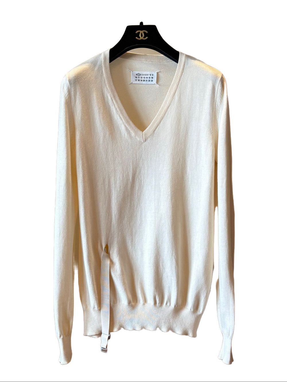 Maison Margiela Maison Margiela Buckled V-Neck Sweater Size M Size M / US 6-8 / IT 42-44 - 8 Thumbnail