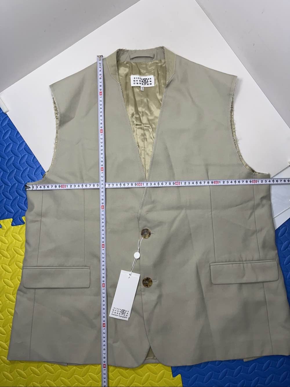 MM6 MM6 Maison Margiela Beige Sleeveless Vest Size S Size S / US 4 / IT 40 - 12 Thumbnail