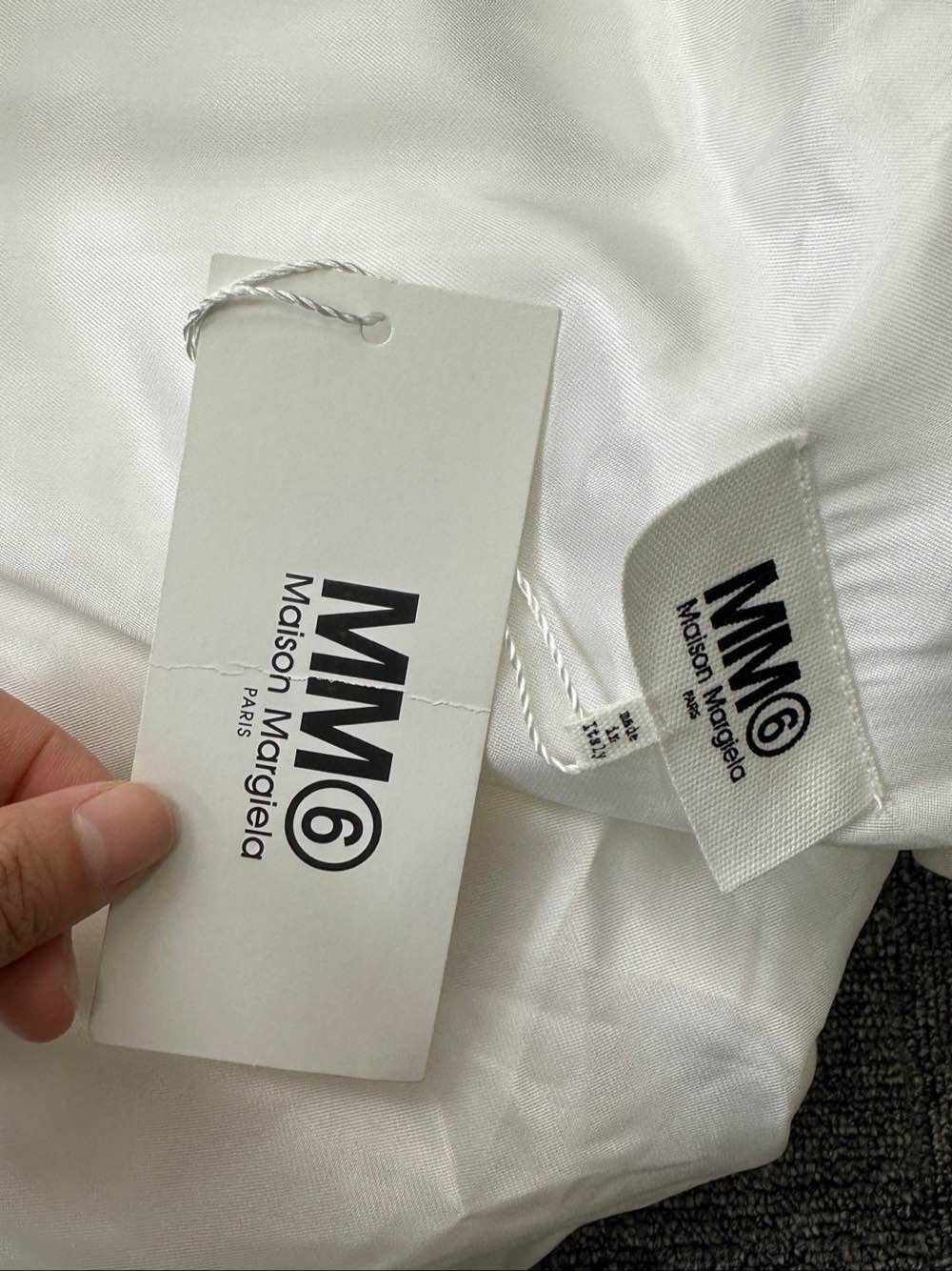 MM6 MM6 Maison Margiela Satin Short Sleeve T-Shirt Size 42 Size M / US 6-8 / IT 42-44 - 5 Thumbnail
