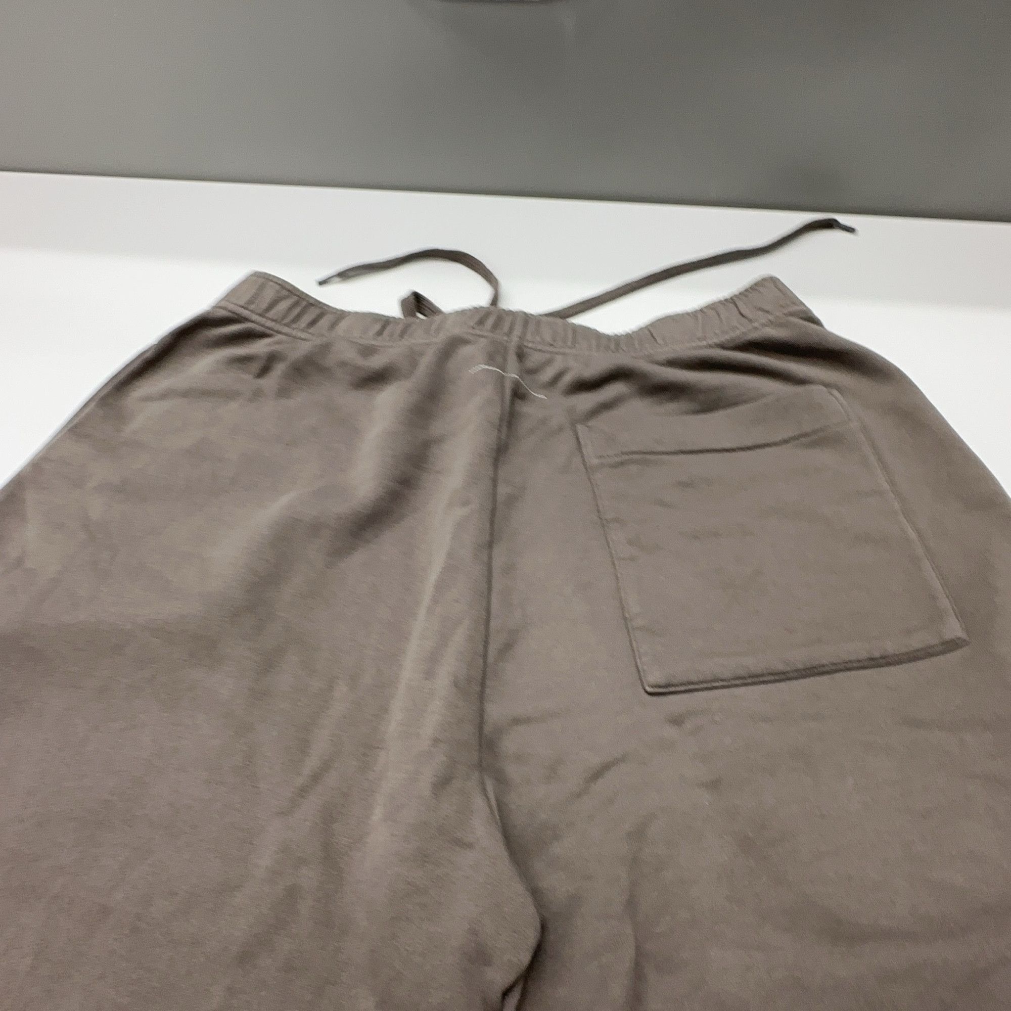 MM6 MM6 Maison Margiela Graphic Cotton Shorts Size M Size US 32 / EU 48 - 12 Thumbnail