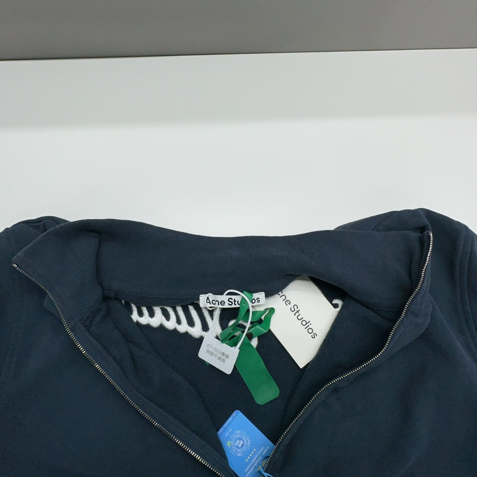 Acne Studios Acne Studios Embroidered Logo Zip Jacket Size XL Size US XL / EU 56 / 4 - 7 Thumbnail
