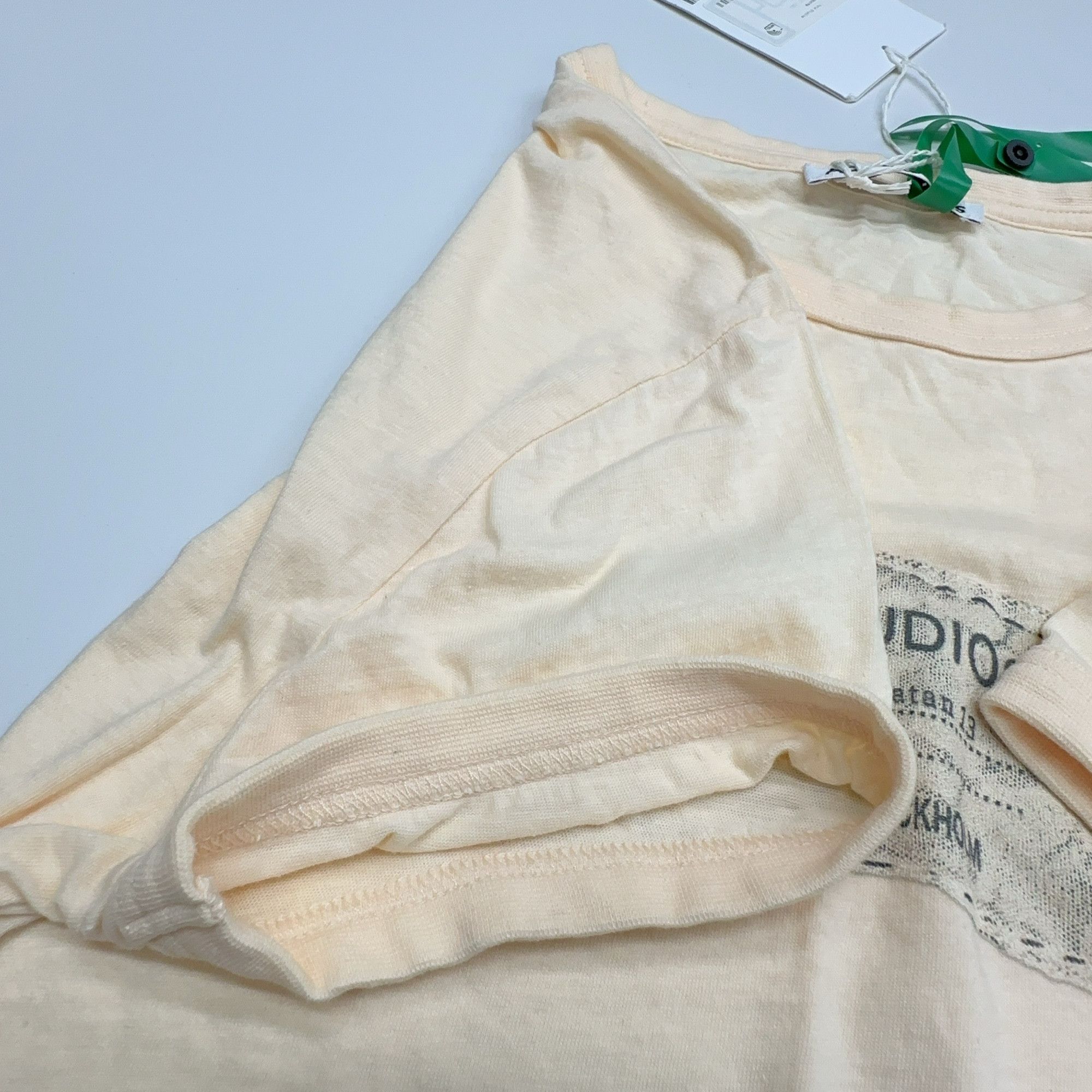Acne Studios Acne Studios Logo Graphic T-Shirt Size S Size S / US 4 / IT 40 - 9 Thumbnail