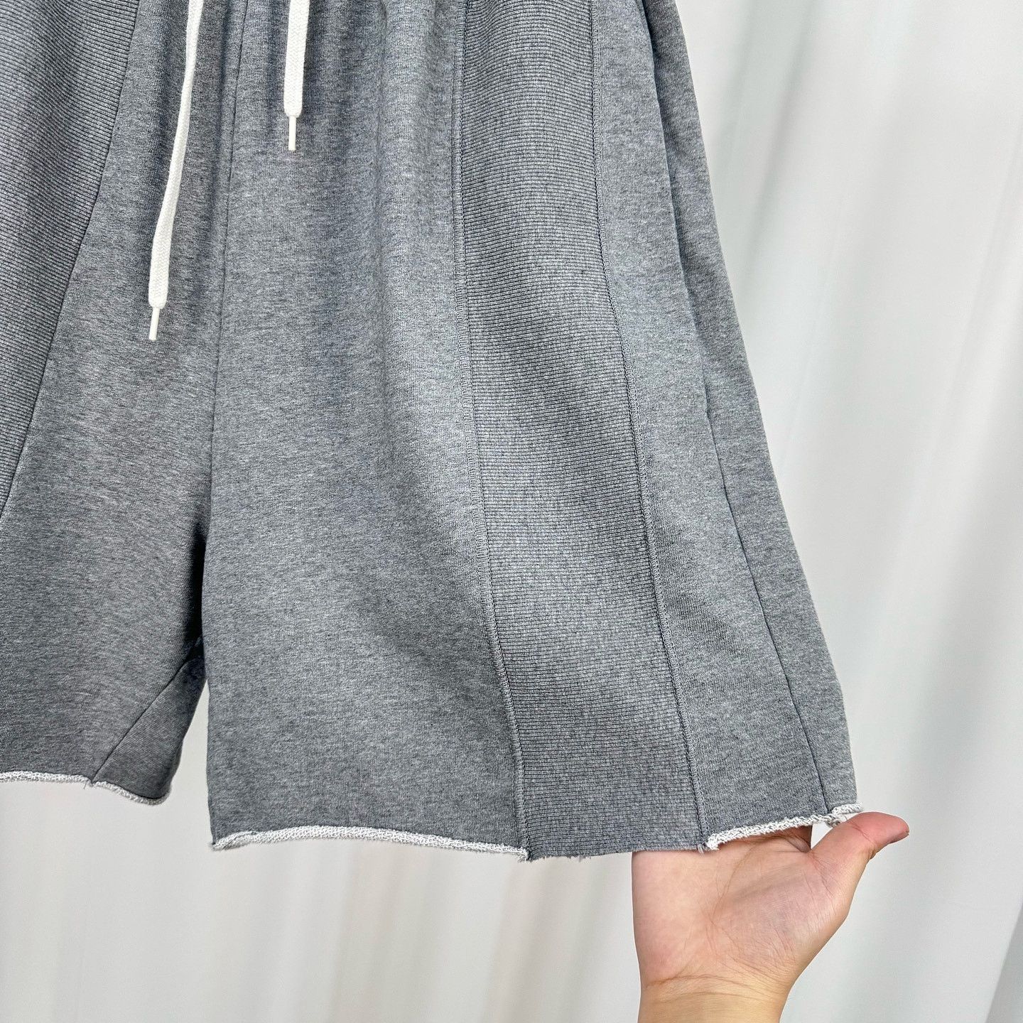 MM6 MM6 Maison Margiela Gray Jersey Shorts Size M Size US 32 / EU 48 - 8 Thumbnail