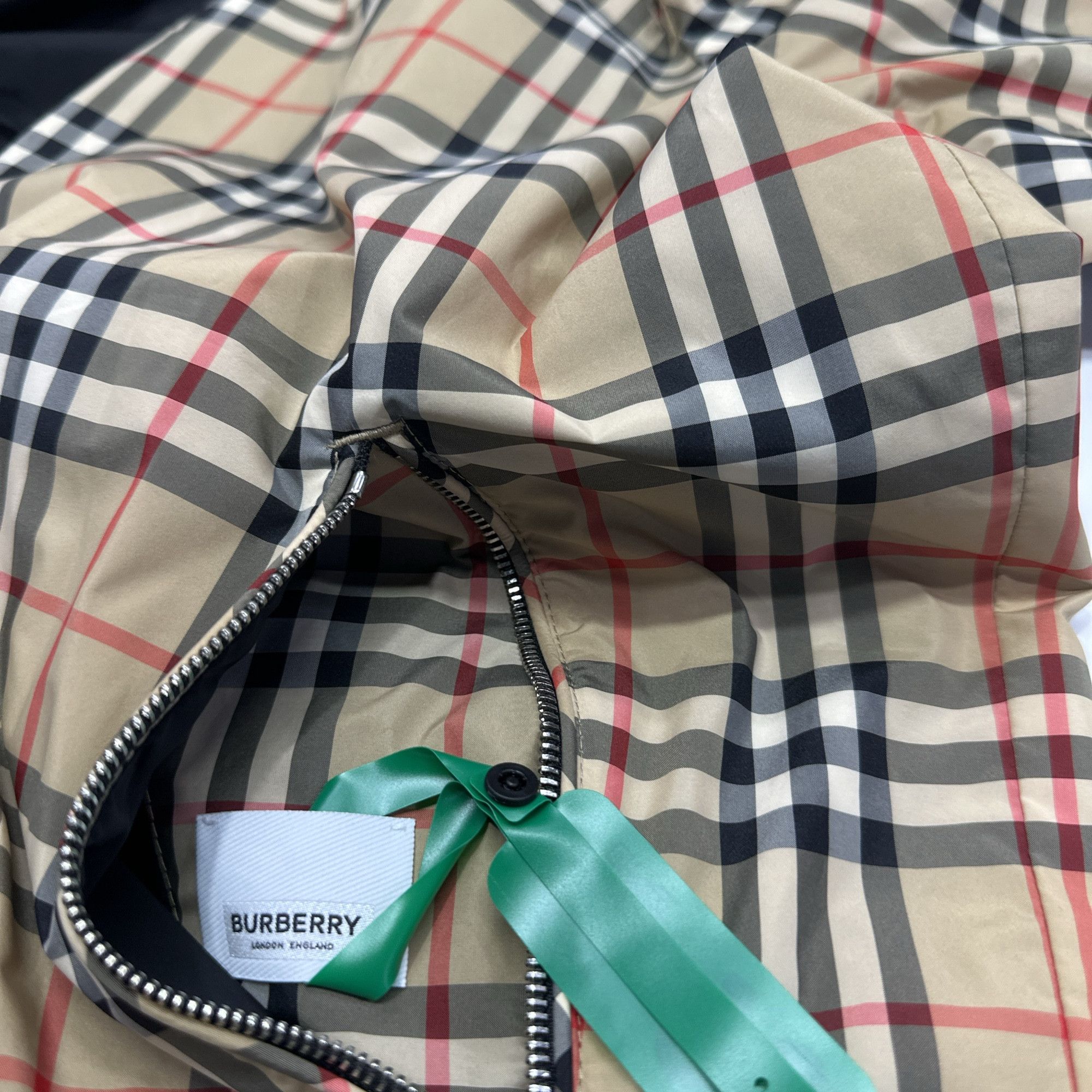 Burberry Burberry Reversible Check Hooded Jacket Size M Size US M / EU 48-50 / 2 - 5 Thumbnail