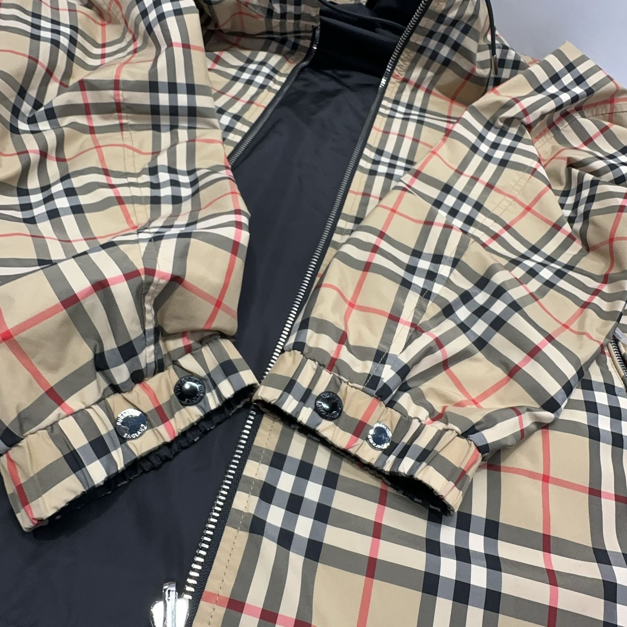 Burberry Burberry Reversible Check Hooded Jacket Size M Size US M / EU 48-50 / 2 - 9 Thumbnail