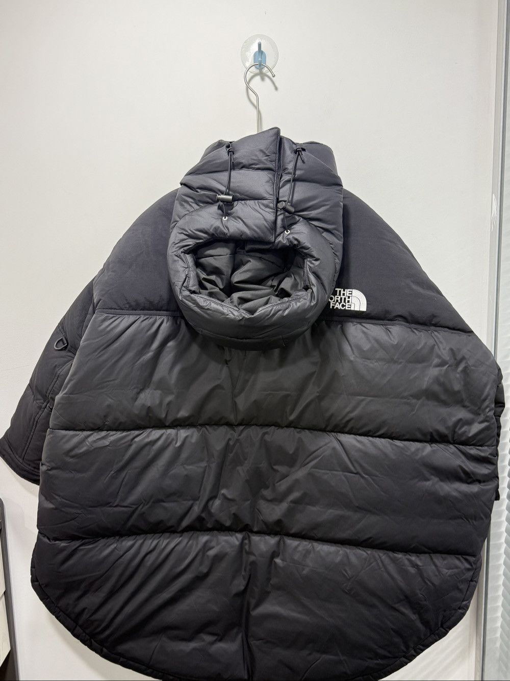 MM6 × The North Face MM6 Maison Margiela x The North Face Circle Down Jacket XS Size XS / US 0-2 / IT 36-38 - 2 Thumbnail