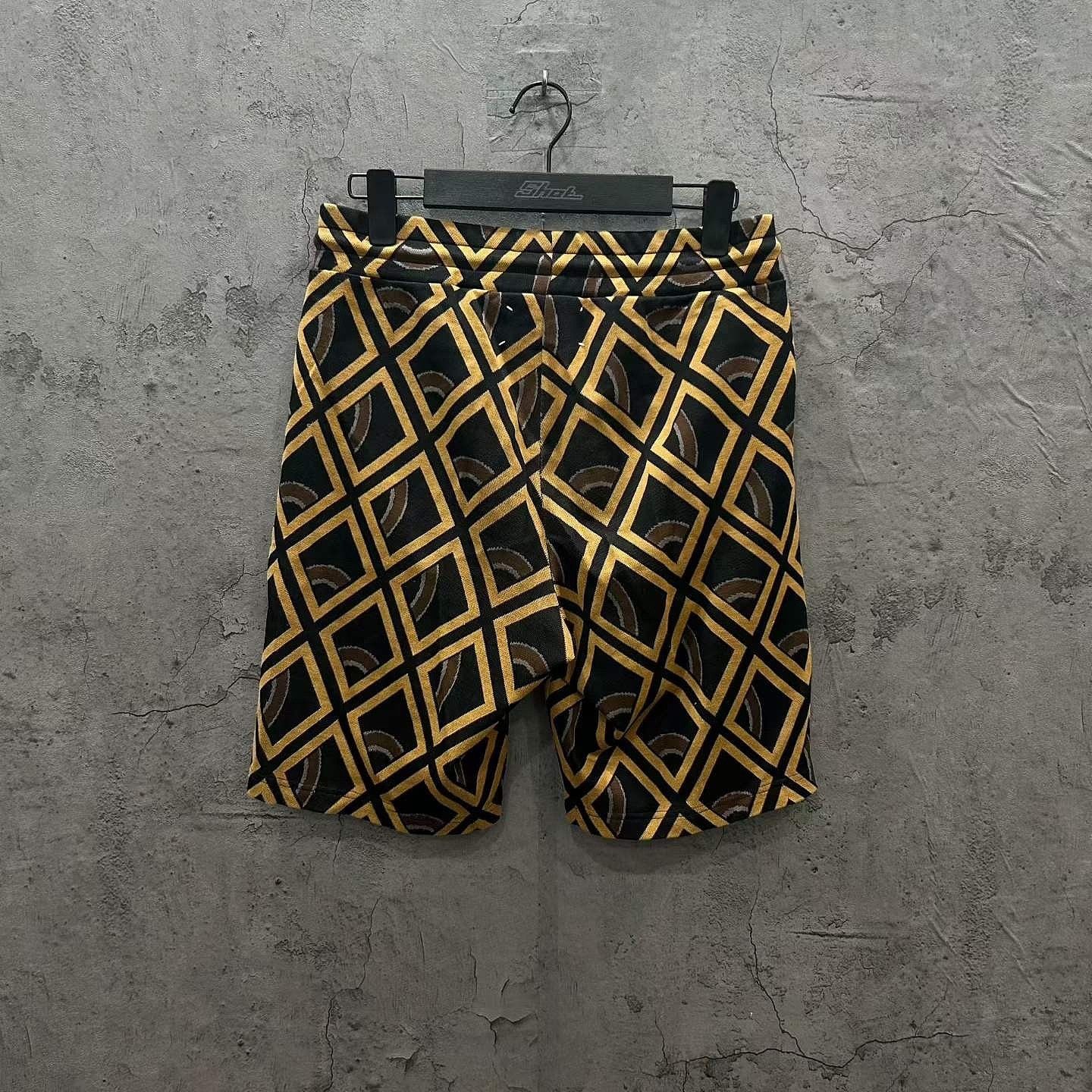 Maison Margiela Maison Margiela Geometric Diamond Shorts US 28 Size US 28 / EU 44 - 2 Thumbnail