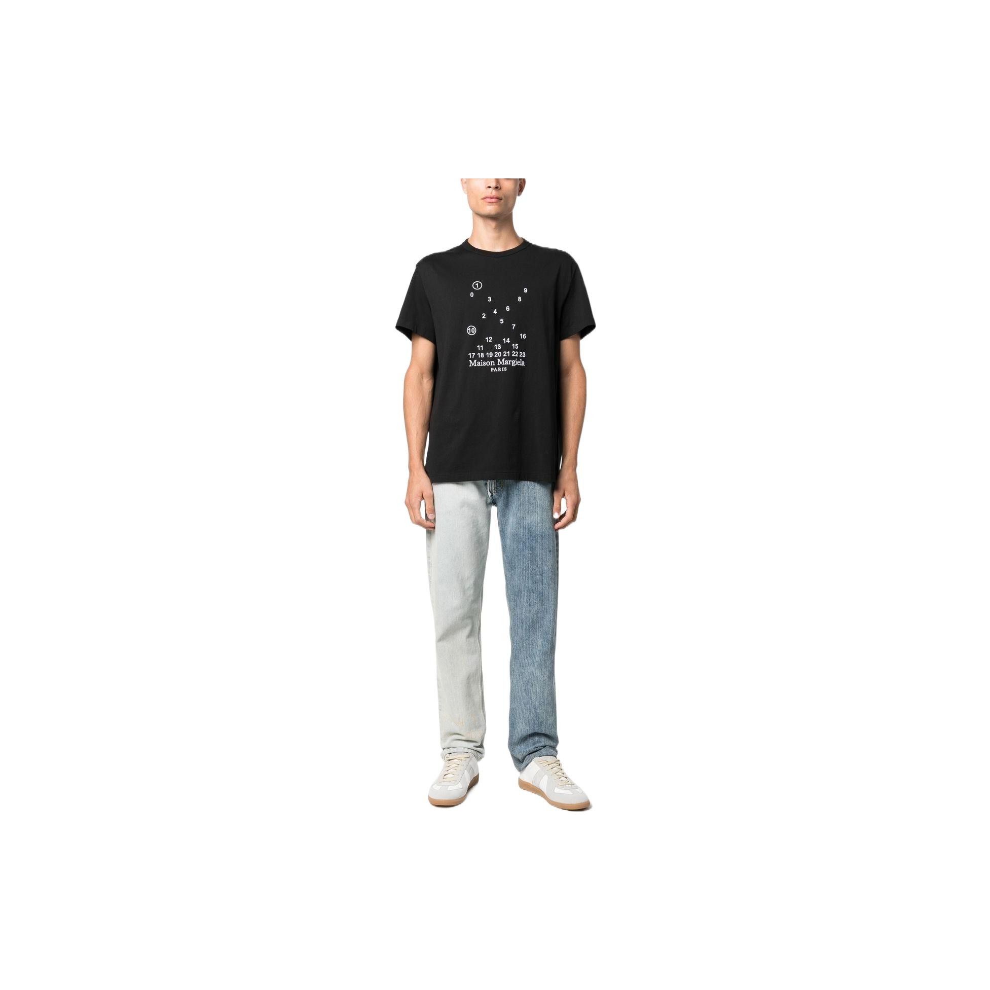 Maison Margiela Maison Margiela Number Logo T-Shirt Size M Size US M / EU 48-50 / 2 - 5 Thumbnail
