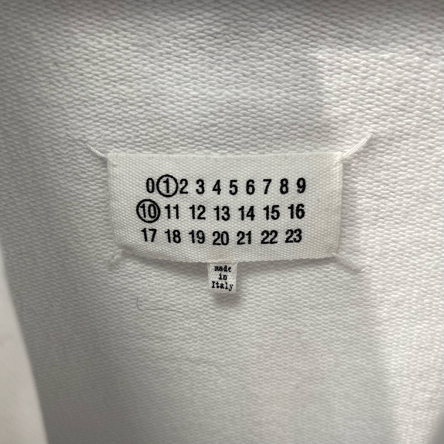 Maison Margiela Maison Margiela Numeric Logo Hoodie Size L Size US L / EU 52-54 / 3 - 3 Thumbnail