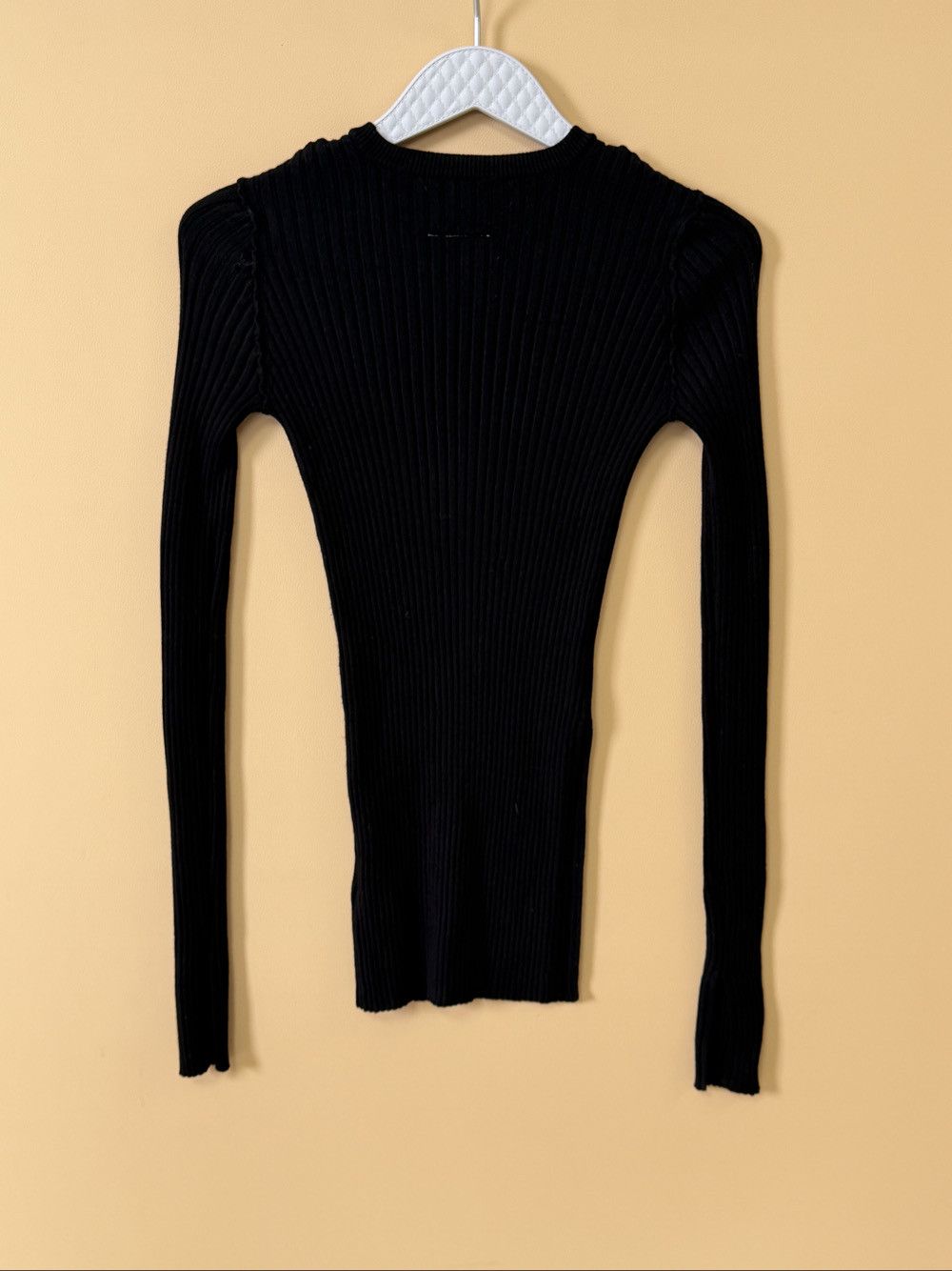 MM6 MM6 Maison Margiela Ribbed Knit Sweater Size XS Size XS / US 0-2 / IT 36-38 - 2 Thumbnail