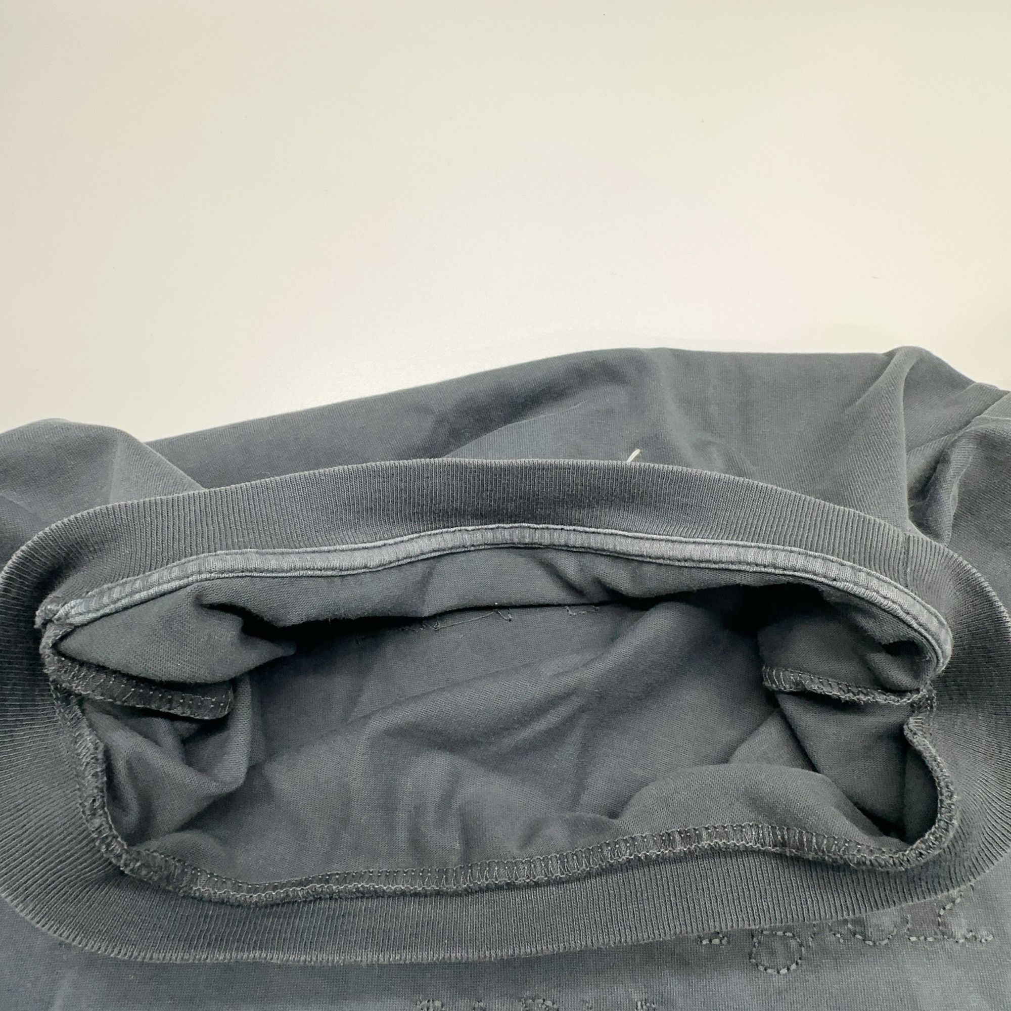 Maison Margiela Maison Margiela Number Logo T-Shirt Size L Size US L / EU 52-54 / 3 - 5 Thumbnail