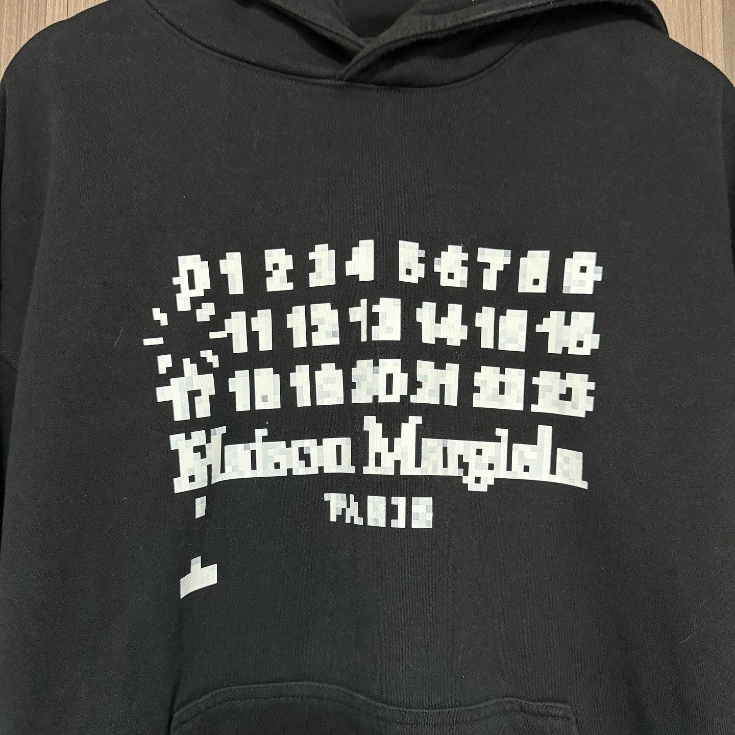 Maison Margiela Newvogue Pixel Number Hoodie Size M Size US M / EU 48-50 / 2 - 5 Thumbnail