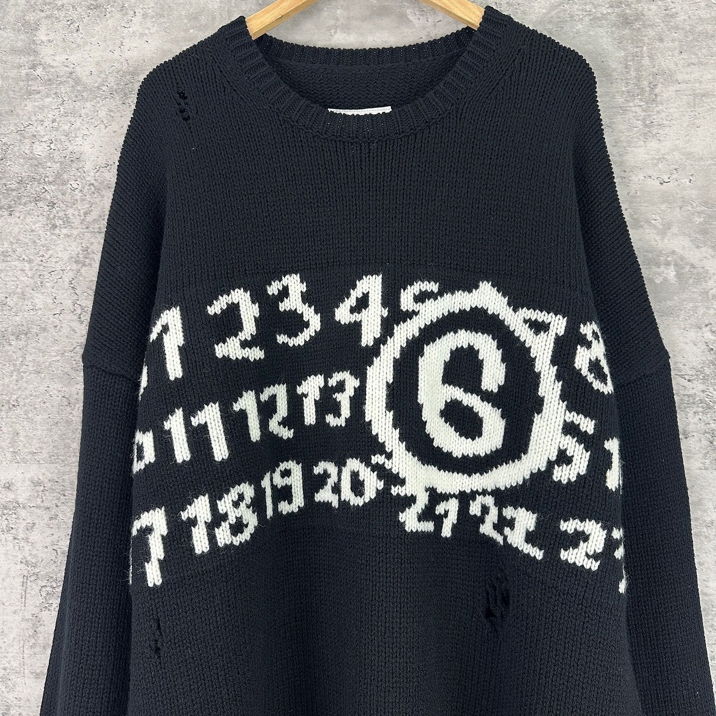 Maison Margiela MM6 Maison Margiela Numeric Logo Sweater Size M Size US M / EU 48-50 / 2 - 6 Thumbnail