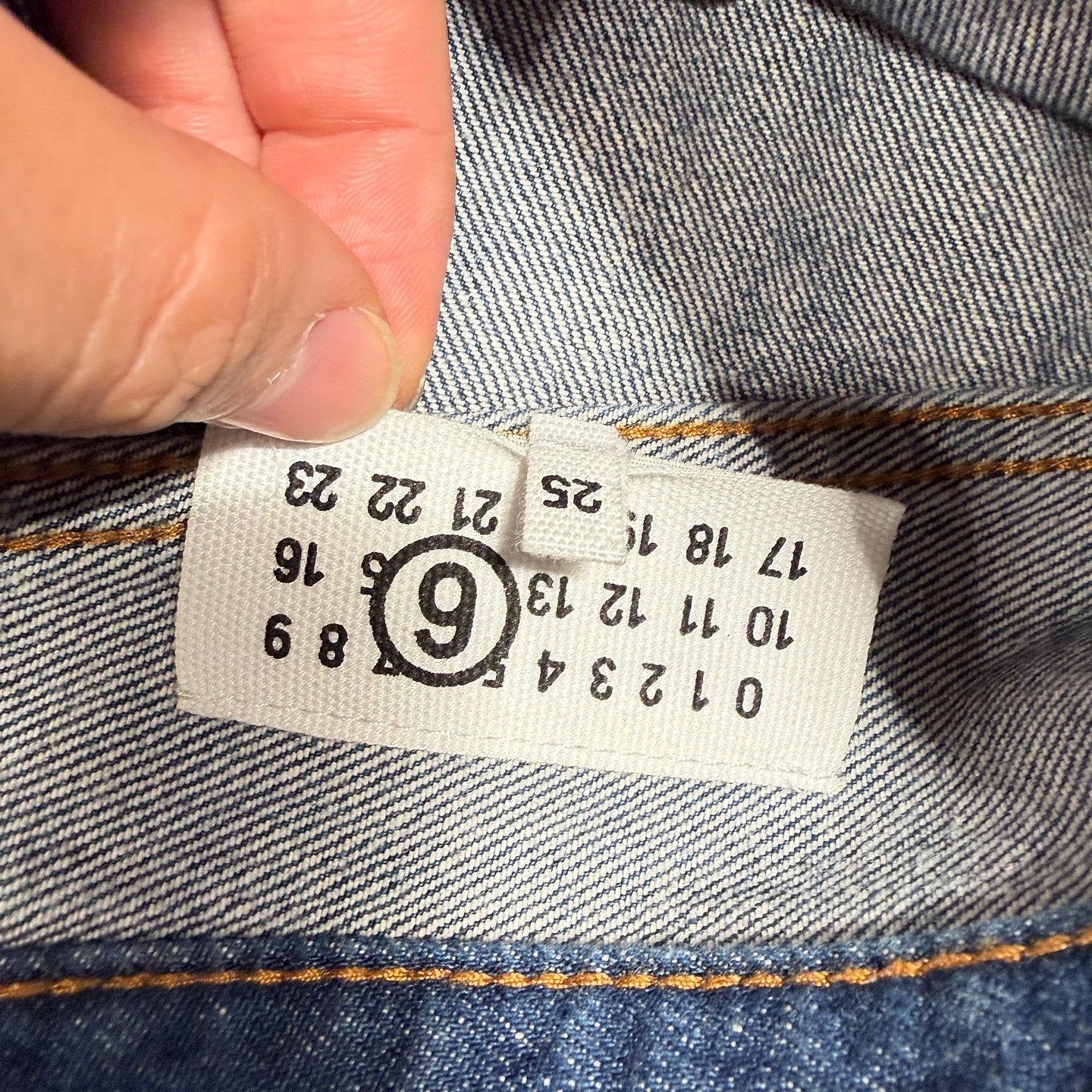MM6 MM6 Maison Margiela Distressed Jeans Size 25 Size 25" / US 0 / IT 36 - 3 Thumbnail