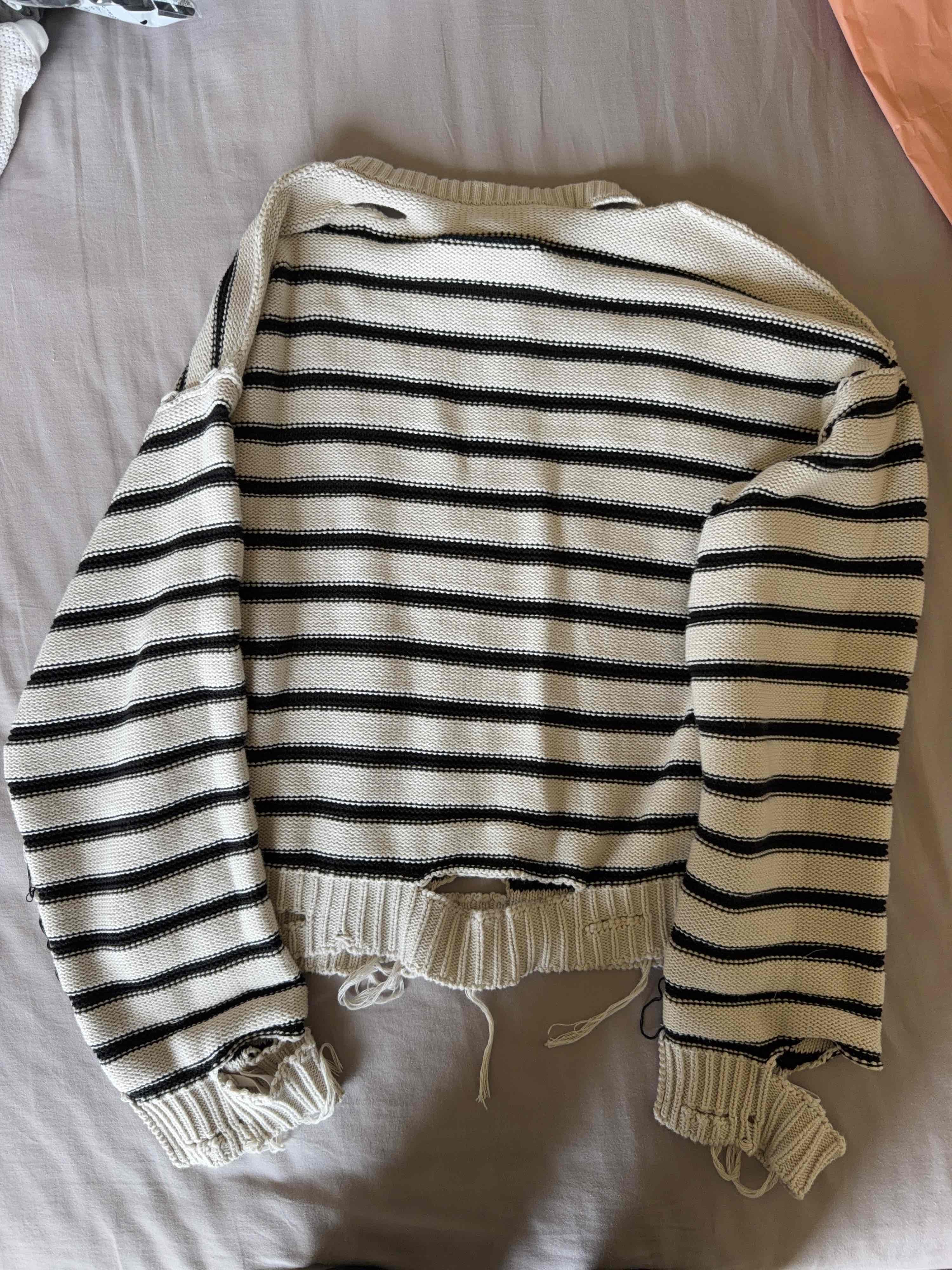 MM6 MM6 Maison Margiela Distressed Striped Sweater XS Size XS / US 0-2 / IT 36-38 - 2 Thumbnail