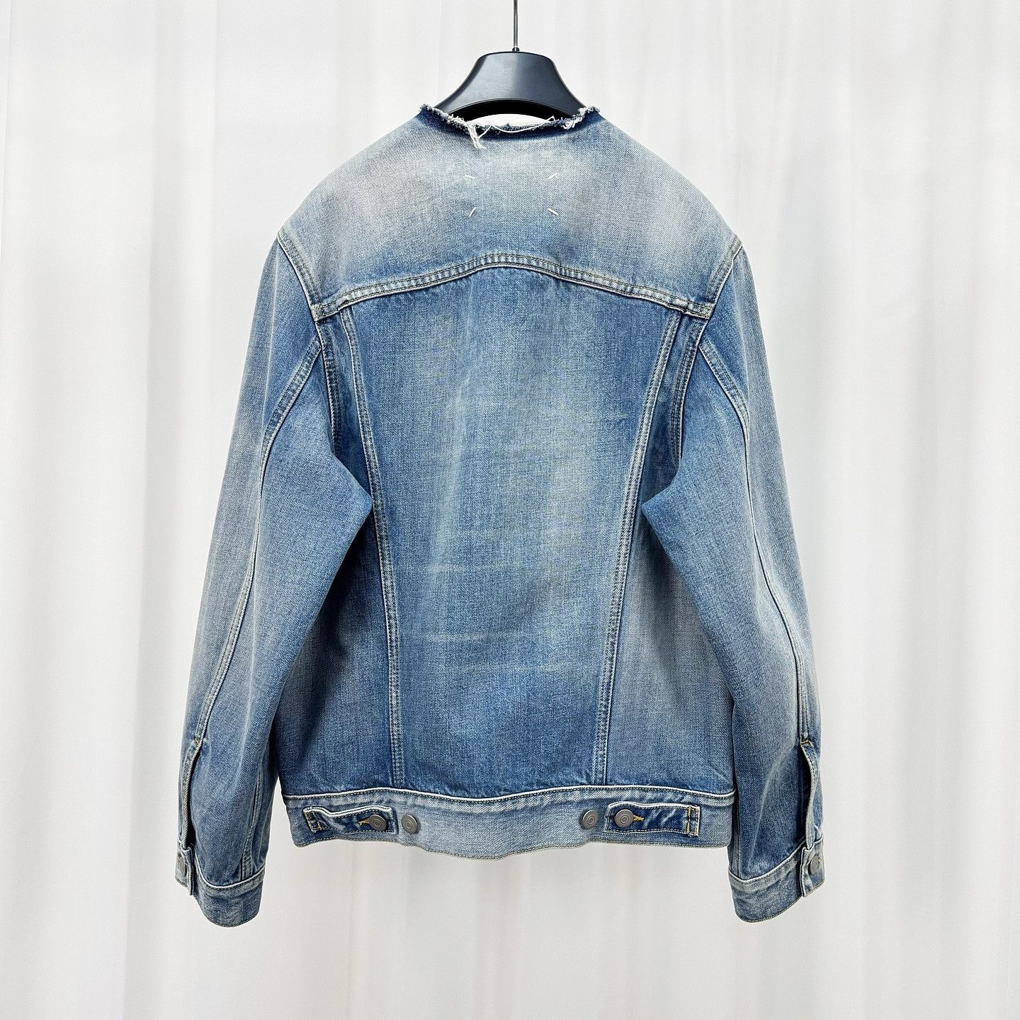 Maison Margiela Maison Margiela Frayed Collar Denim Jacket Size XS Size US XS / EU 42 / 0 - 2 Thumbnail
