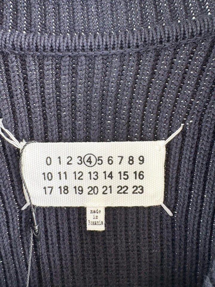 Maison Margiela Maison Margiela Striped Knit Cardigan Size XS Size XS / US 0-2 / IT 36-38 - 3 Thumbnail
