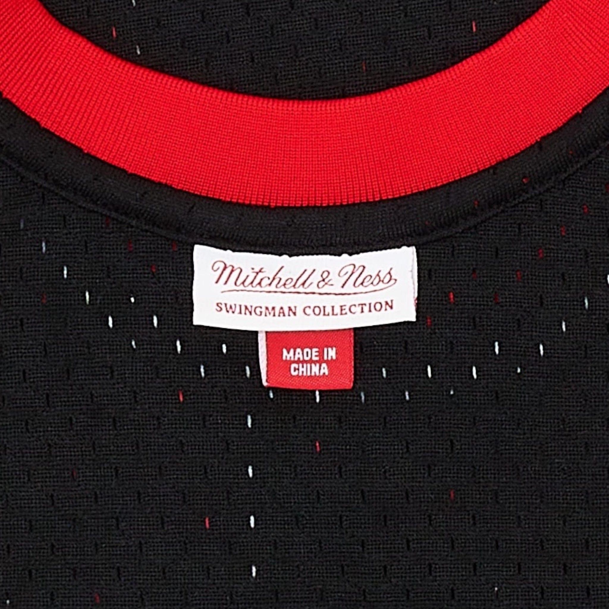 Mitchell & Ness 1995-96 Scottie Pippen Chicago Bulls Swingman Jersey Size US XS / EU 42 / 0 - 5 Thumbnail