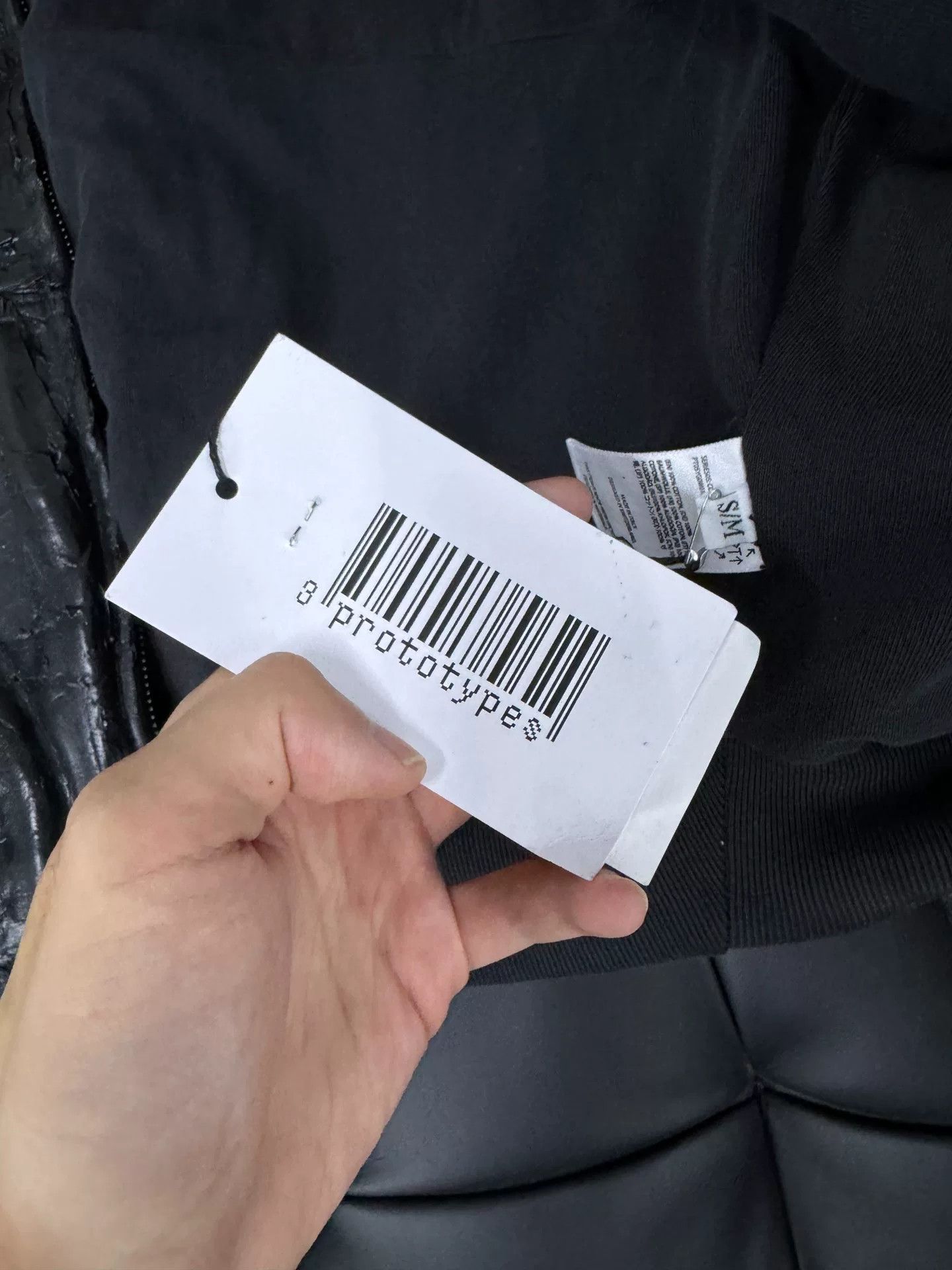 Prototypes Prototypes 24SS Coated Bomber YZY x GAP Size US M / EU 48-50 / 2 - 4 Thumbnail