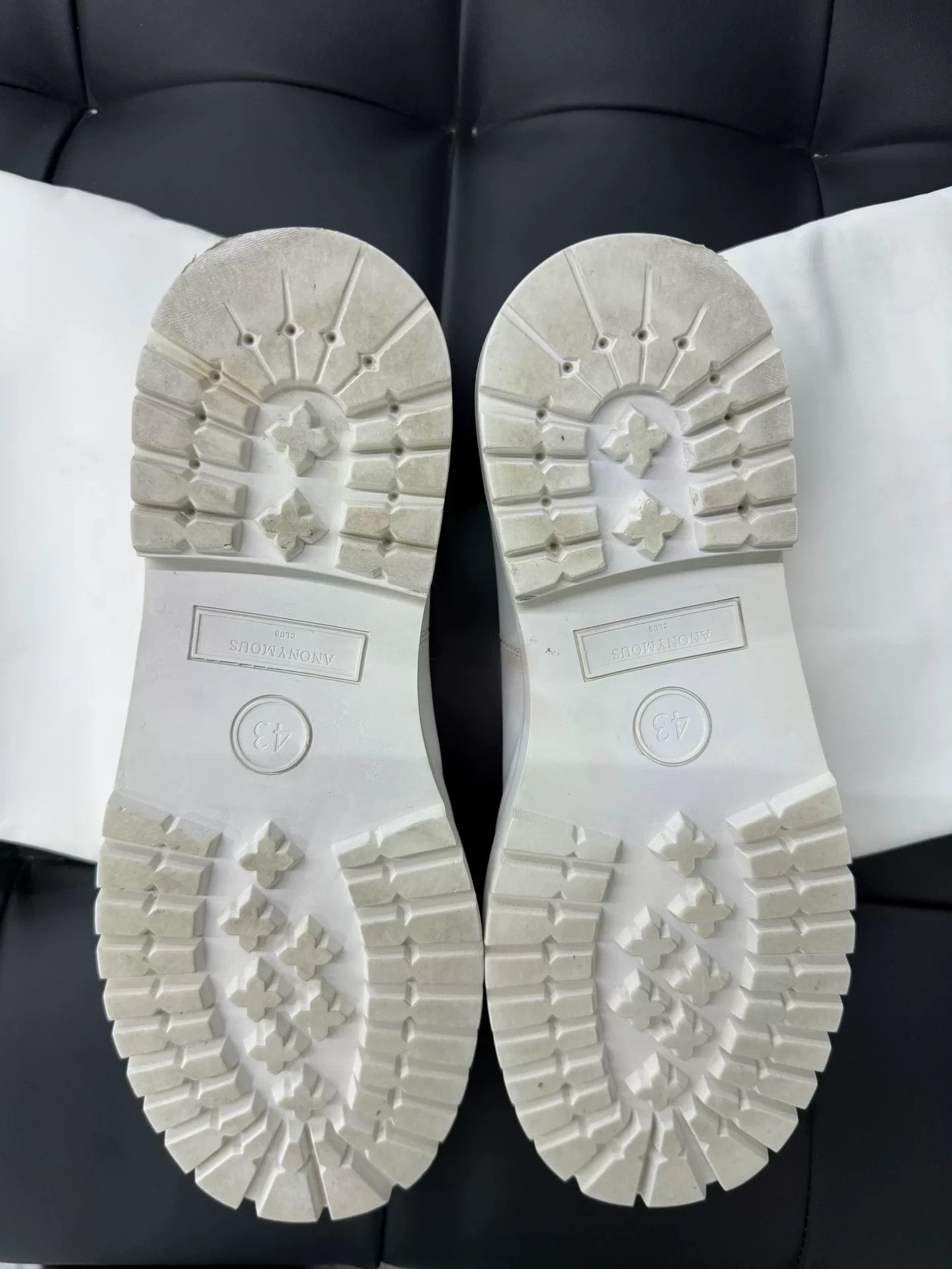 Anonymous Club Anonymous Club Runway Wide Boots White Size US 10 / EU 43 - 3 Thumbnail