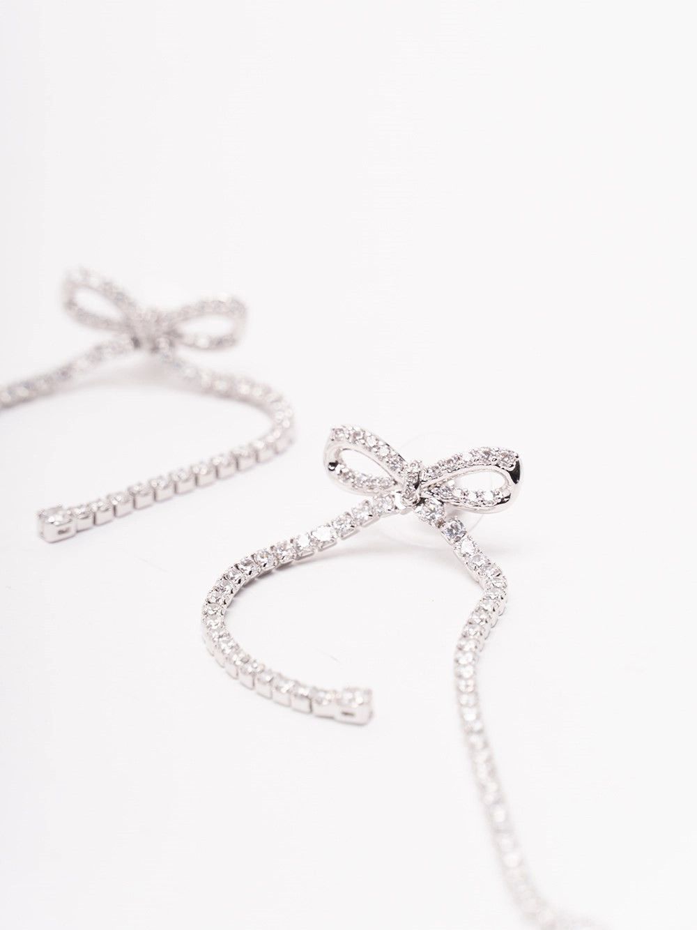 Self-Portrait Crystal Bow Dangle Earrings Size ONE SIZE - 3 Thumbnail
