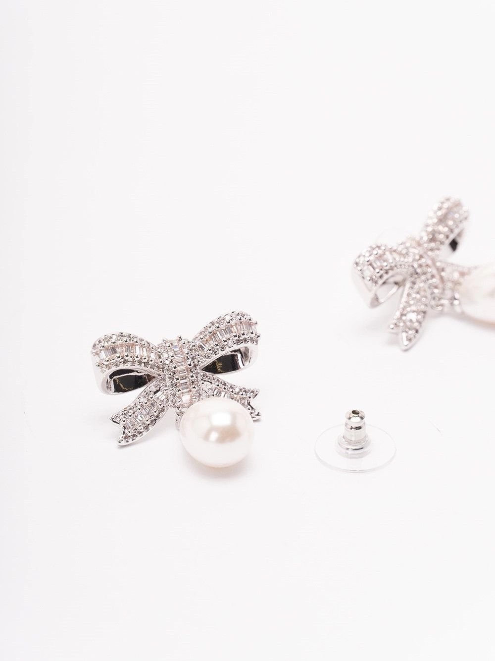 Self-Portrait Crystal Bow Pearl Droplet Earrings Size ONE SIZE - 3 Thumbnail