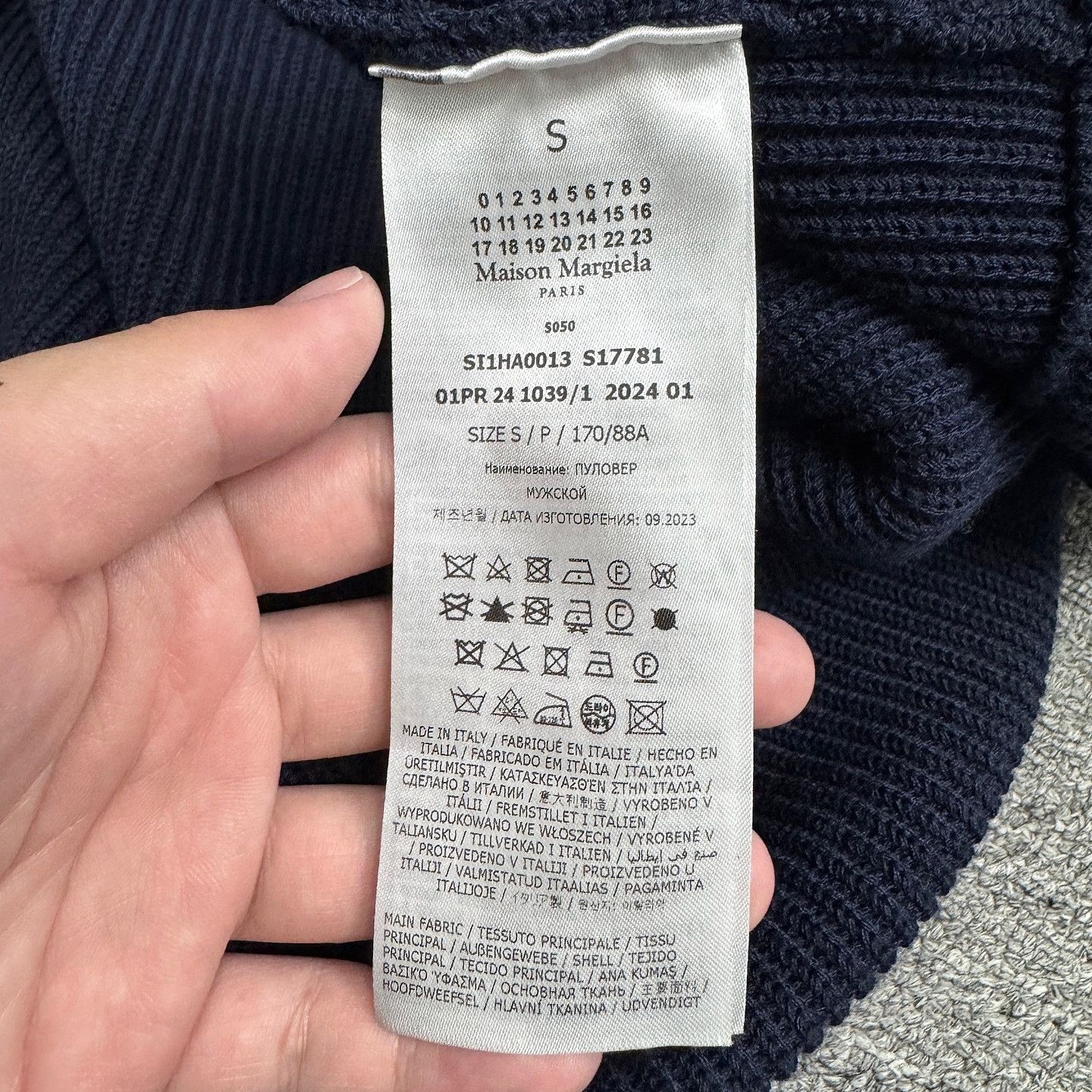 Maison Margiela Maison Margiela Navy Full-Zip Ribbed Knit Cardigan Size S Size US S / EU 44-46 / 1 - 4 Thumbnail