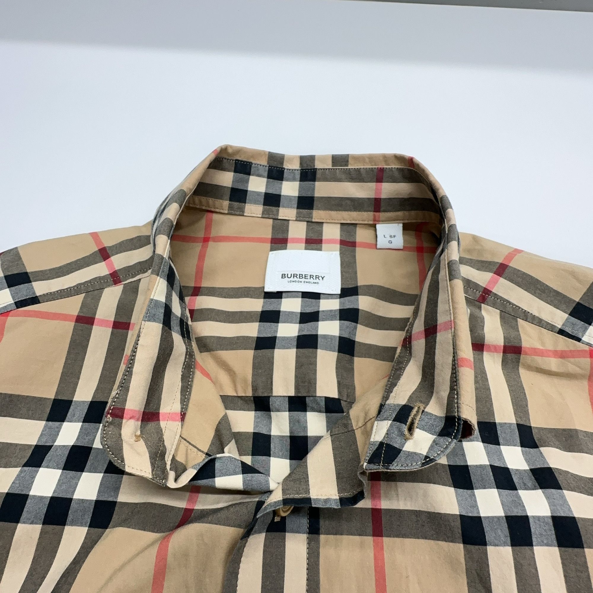Burberry Burberry Classic Check Button Up Shirt Size L Size US L / EU 52-54 / 3 - 5 Thumbnail