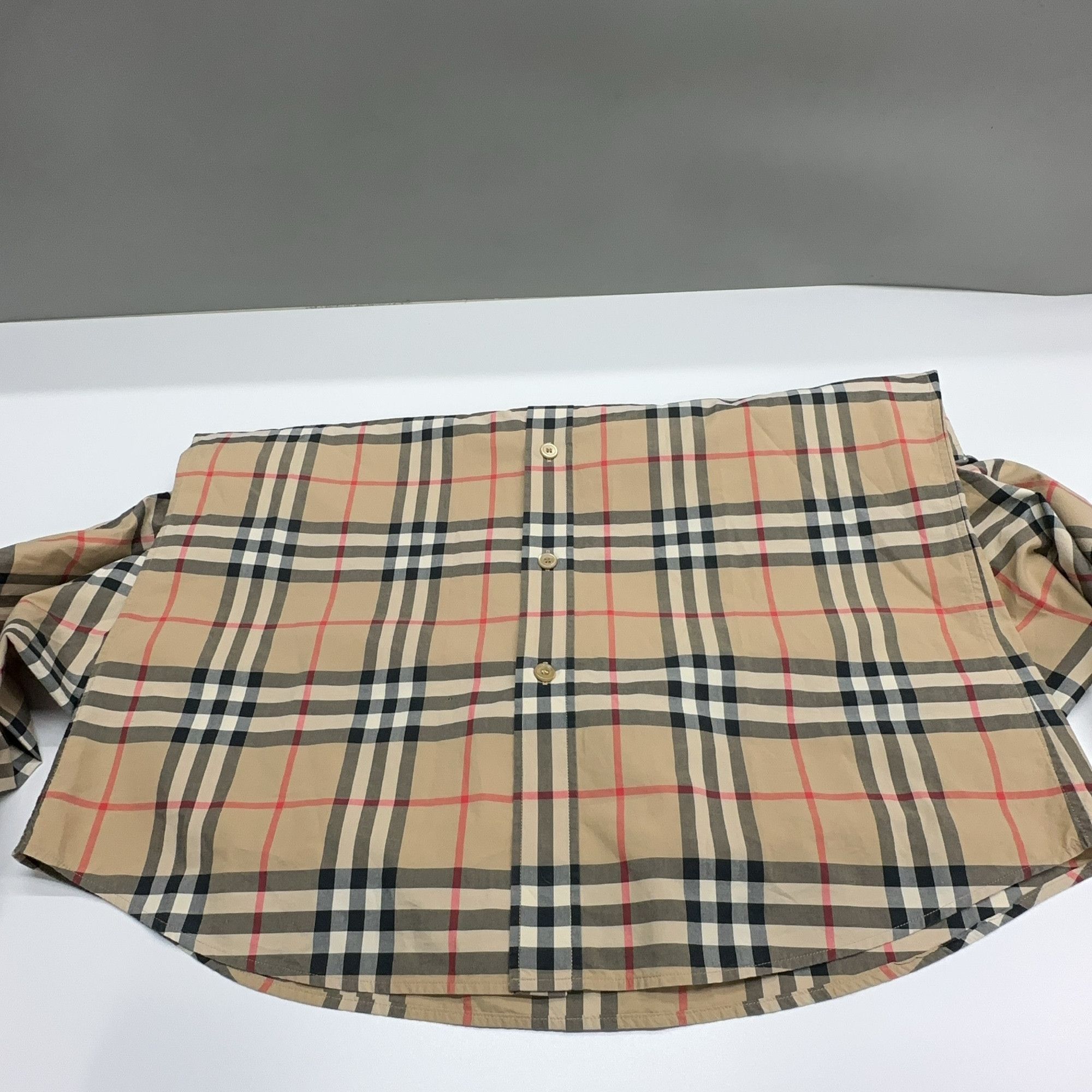 Burberry Burberry Classic Check Button Up Shirt Size L Size US L / EU 52-54 / 3 - 7 Thumbnail