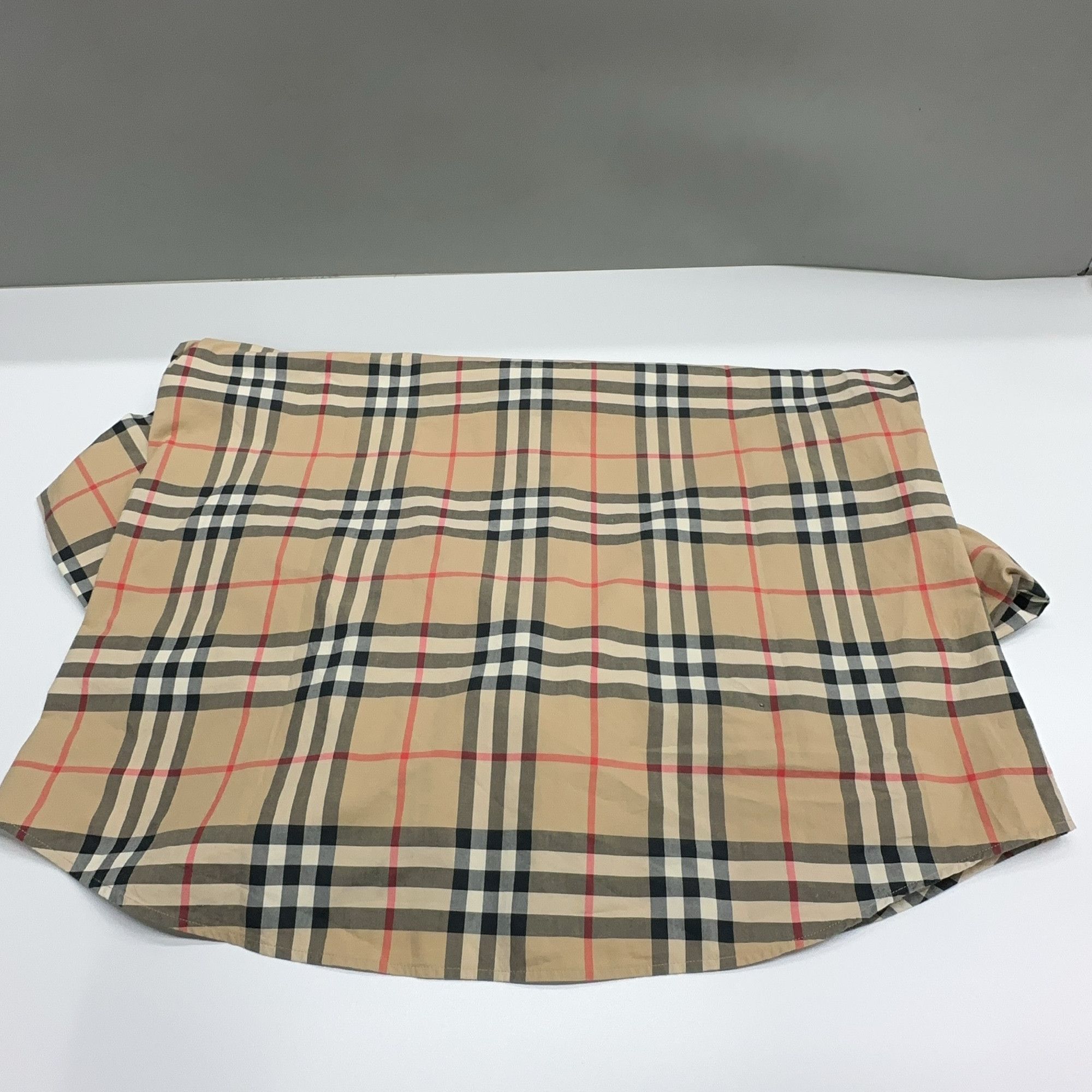 Burberry Burberry Classic Check Button Up Shirt Size L Size US L / EU 52-54 / 3 - 13 Thumbnail